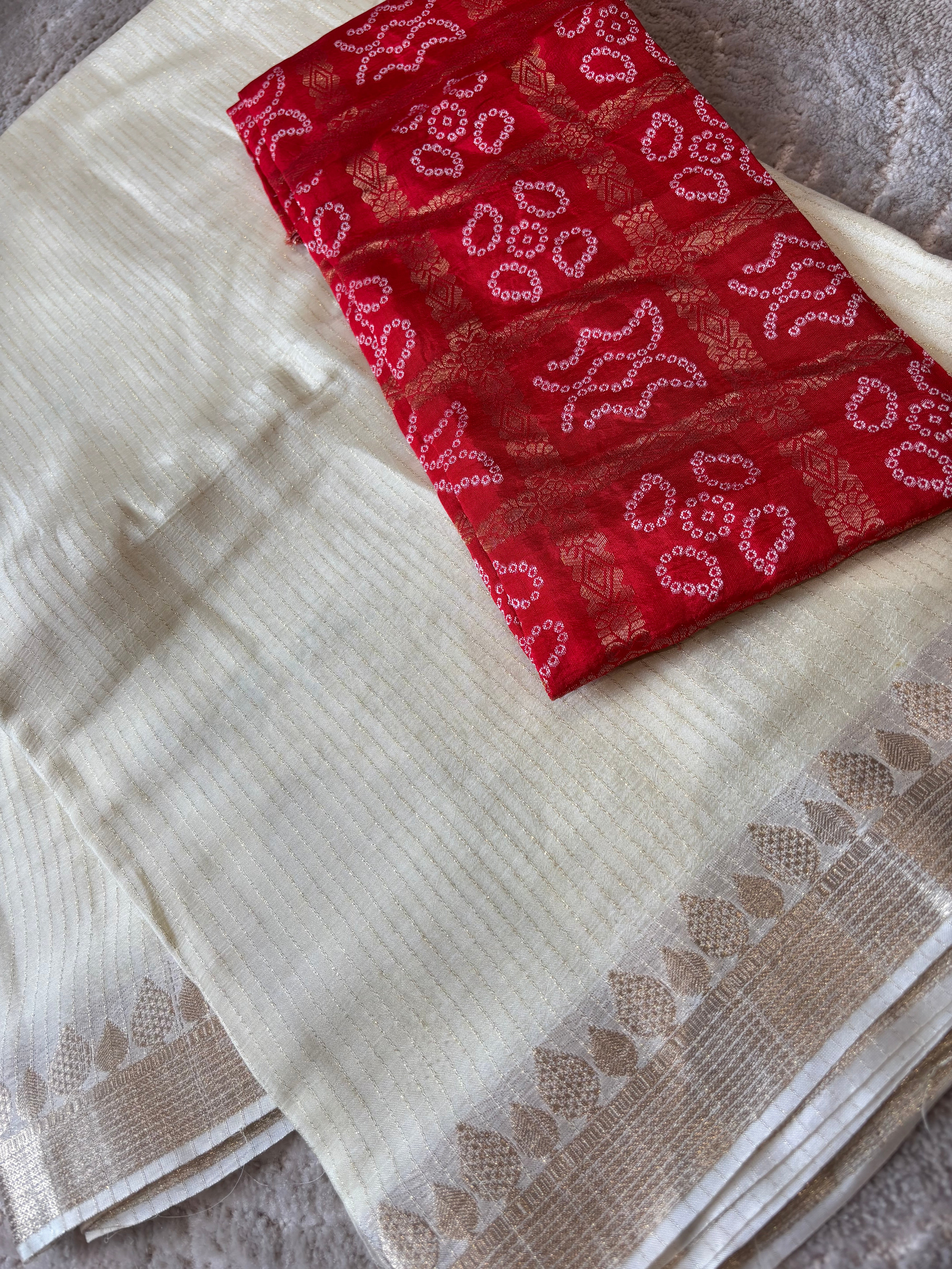 White georgette red bandhini
