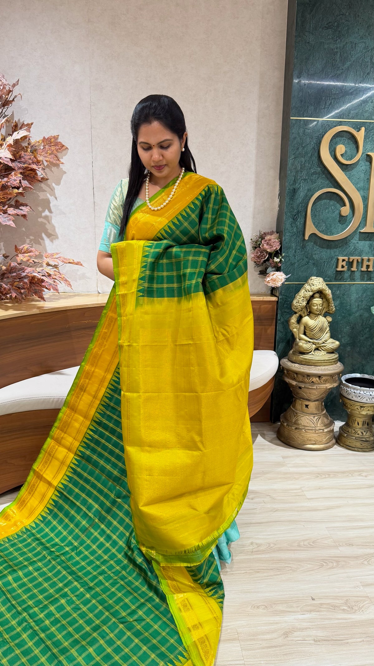 Handloom Gadwal pattu