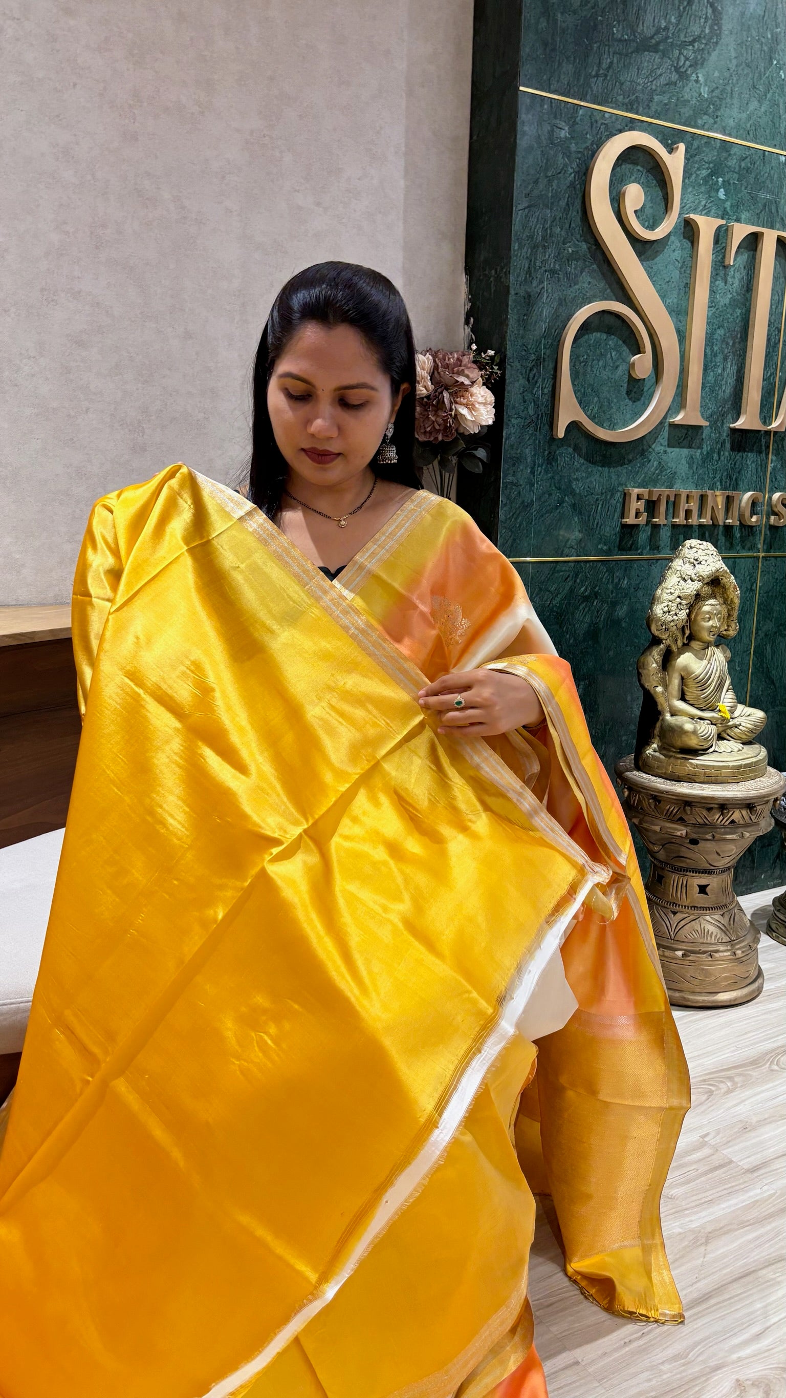 Handloom mango pattu