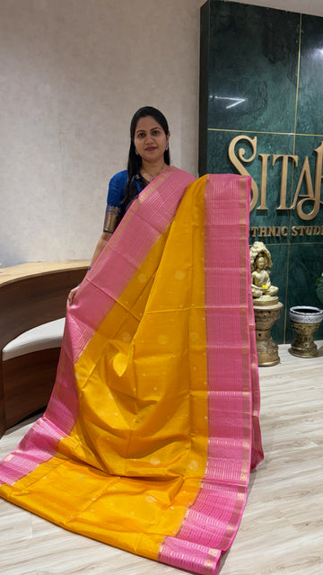 Light weight kanchi pattu