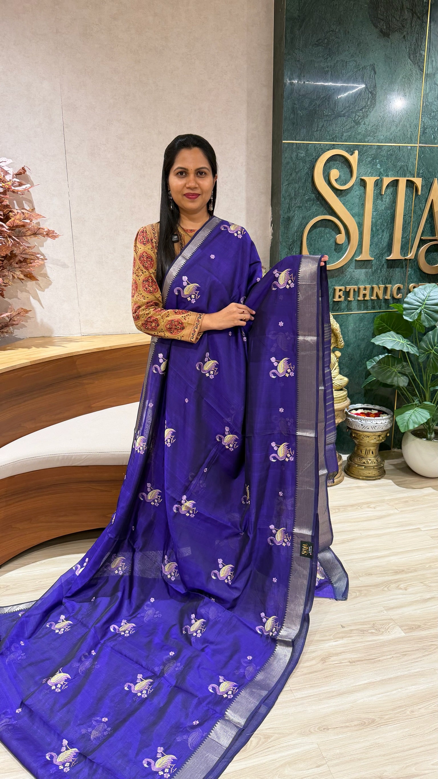 Mangalgiri embroidery