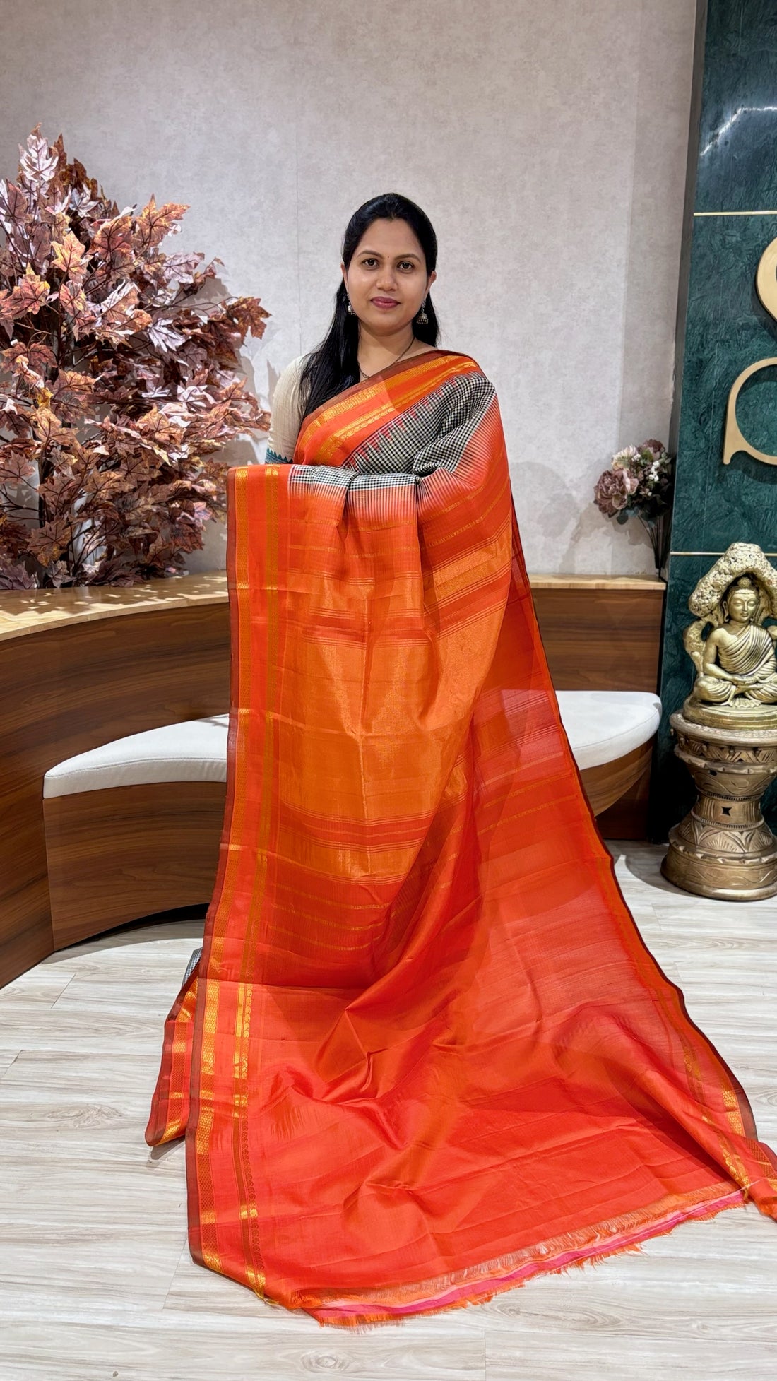 Classic Handloom gadwal pattu checks