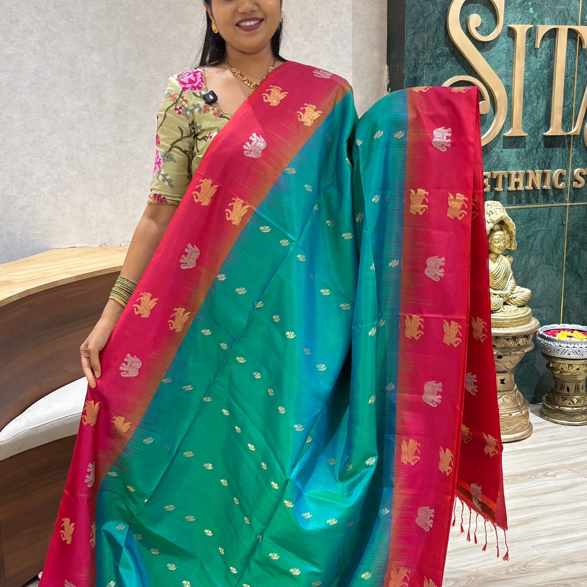 Kanchi pattu border buta