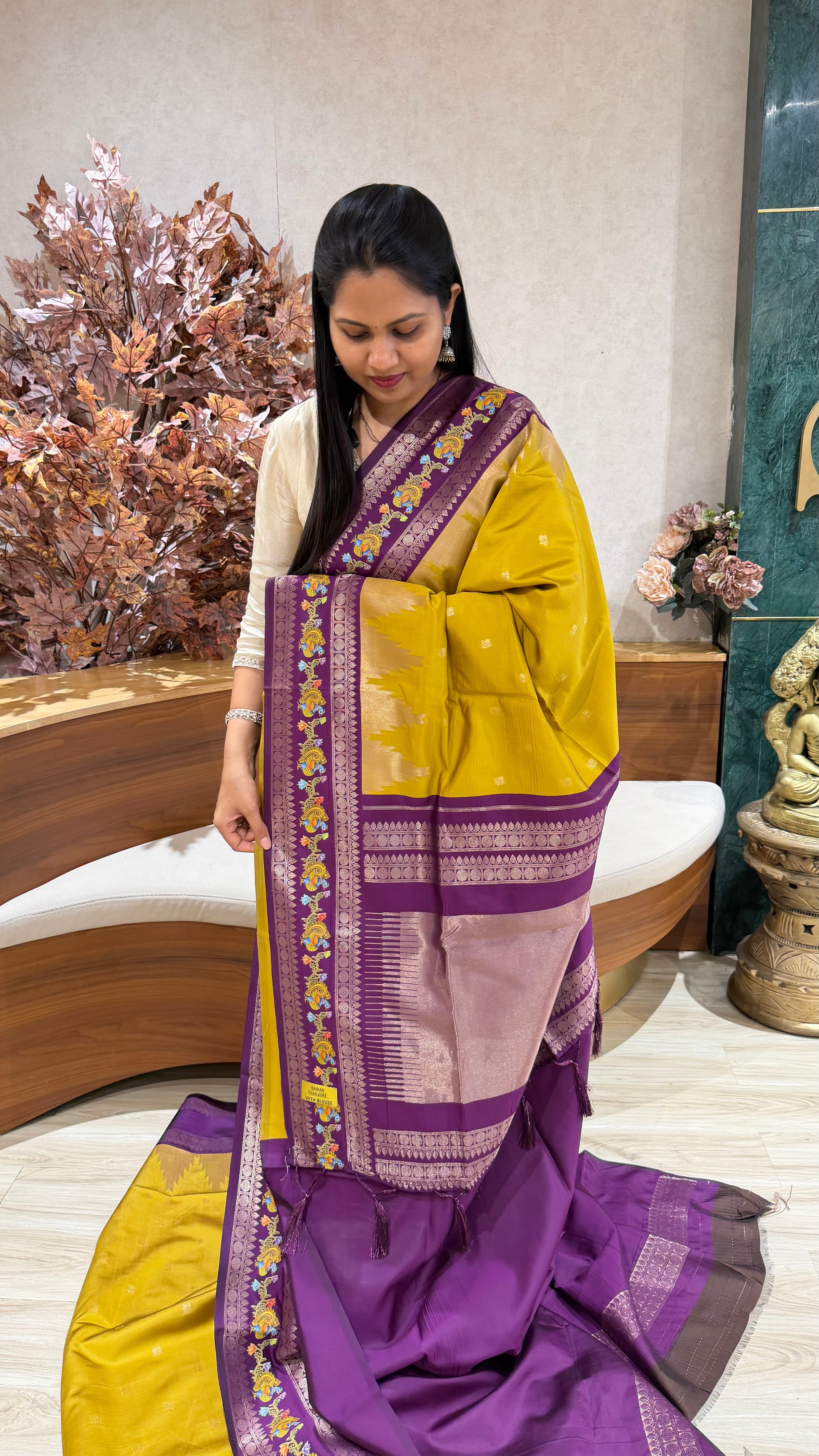 Fancy silk Tanjore print