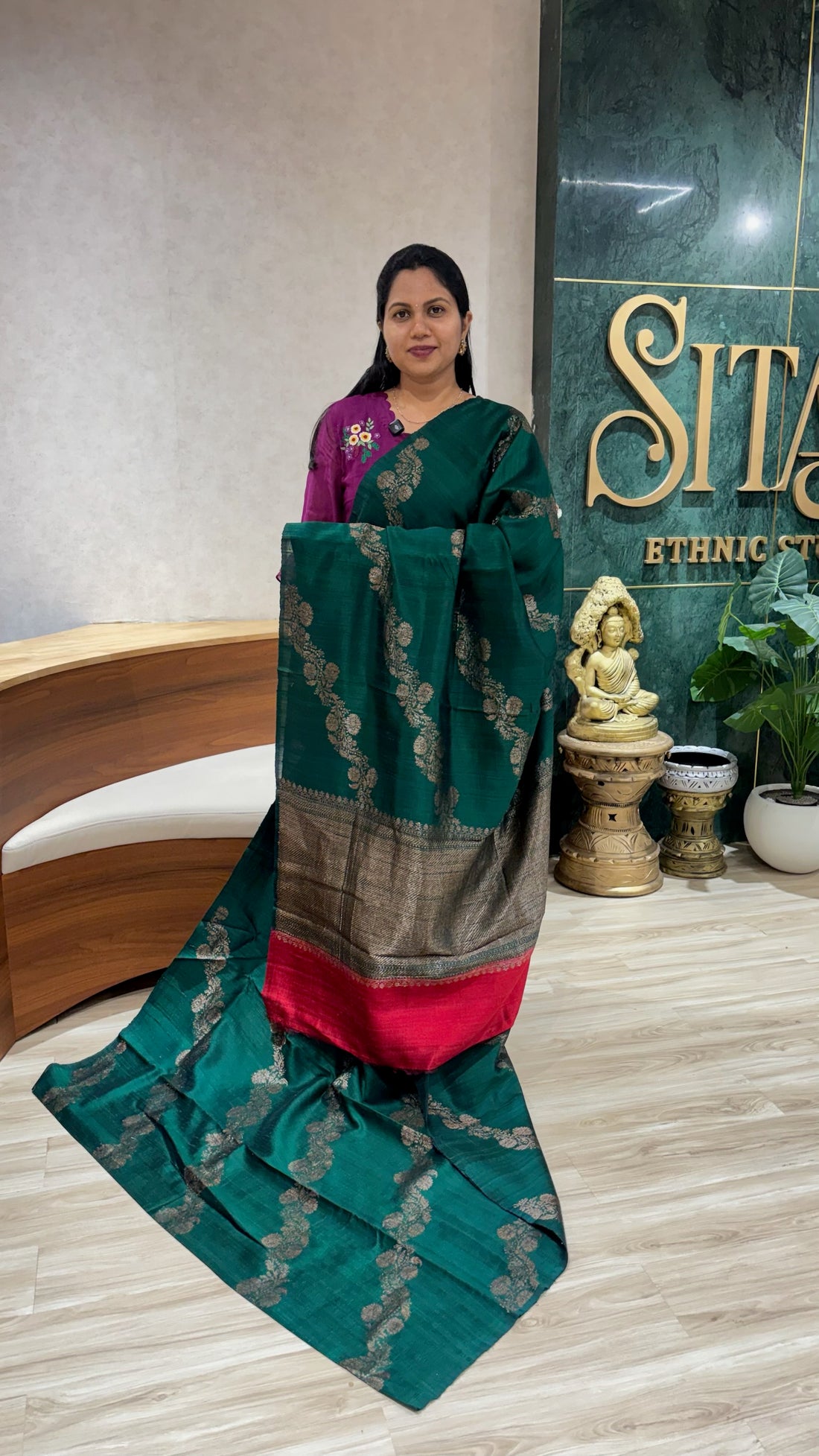 Raw silk pattu bottle green