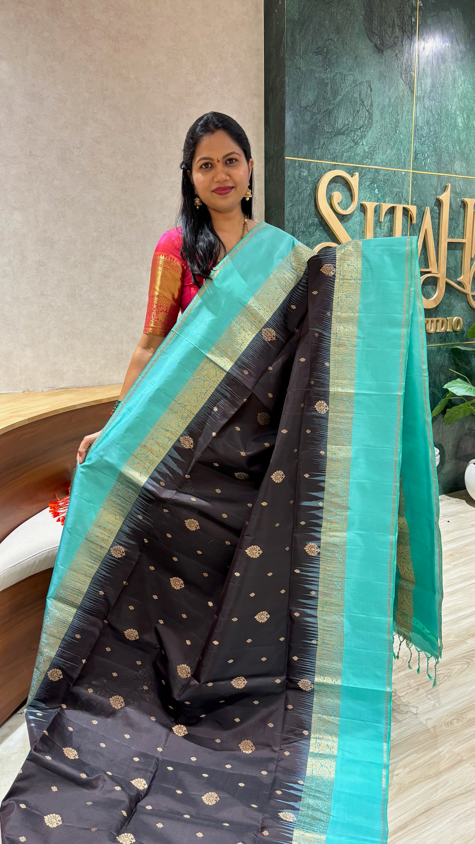 Kanchi pattu snuff-sea green