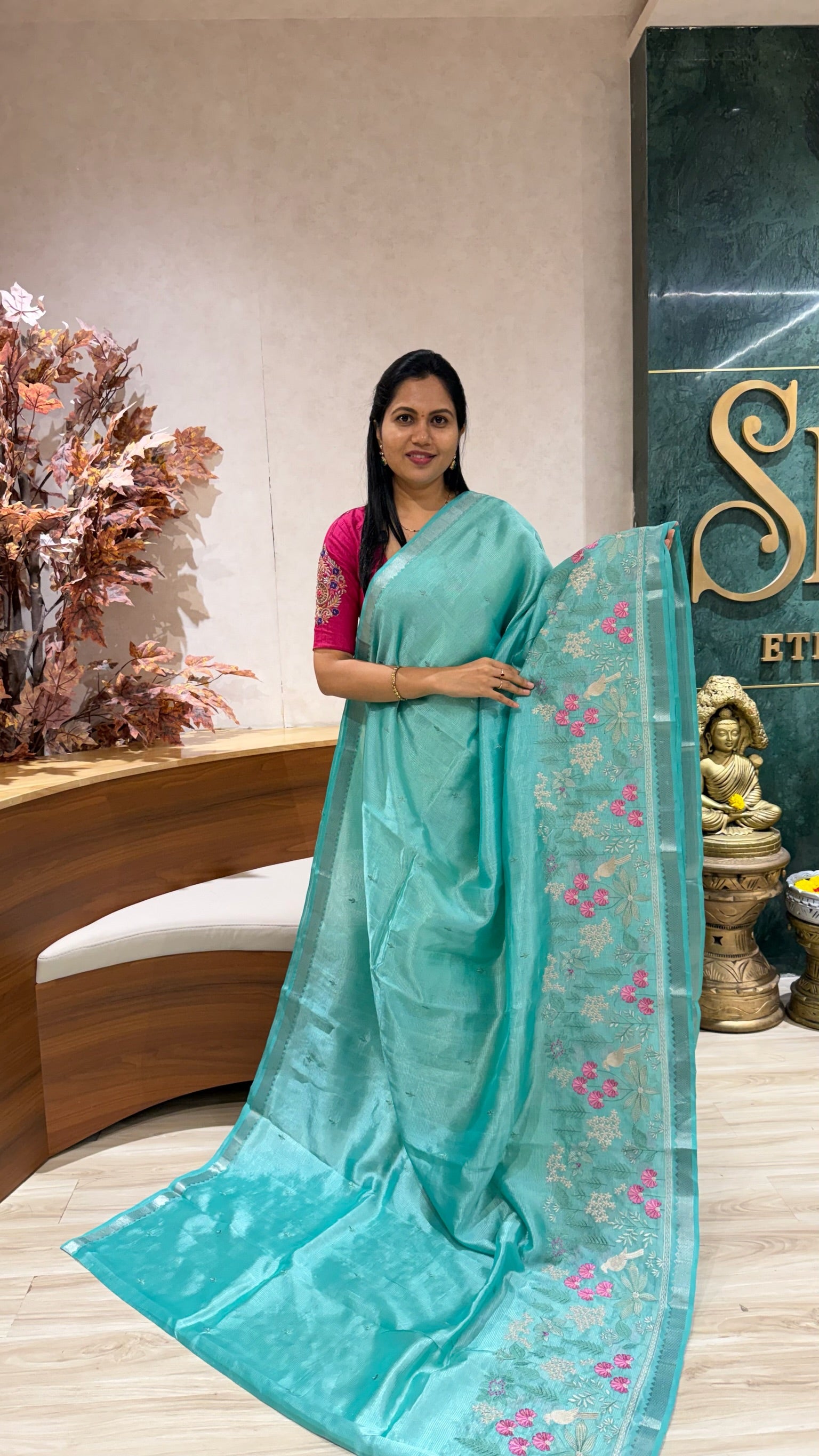 Handloom Mangalgiri embroidery