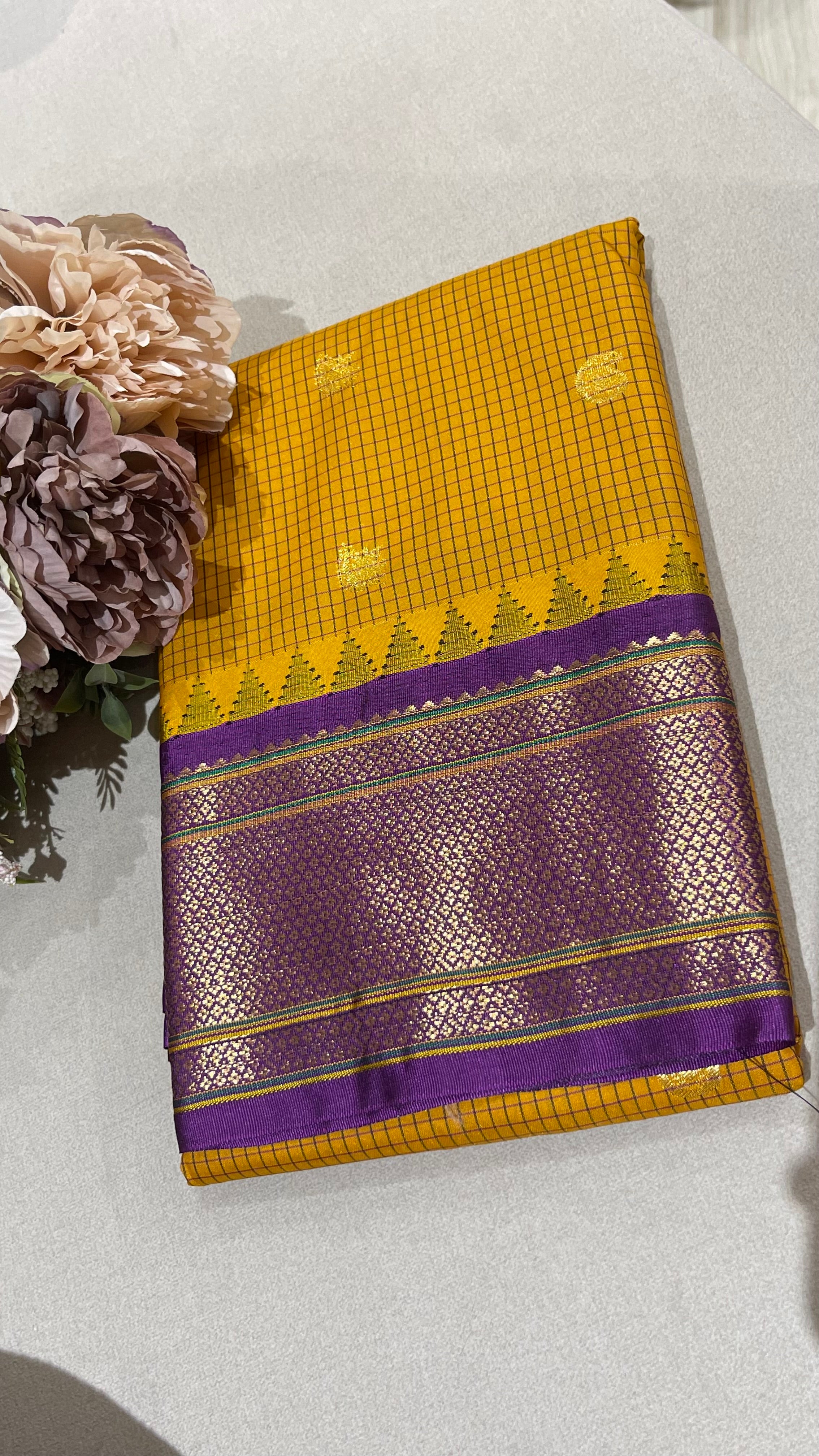 Semi gadwal mustard yellow