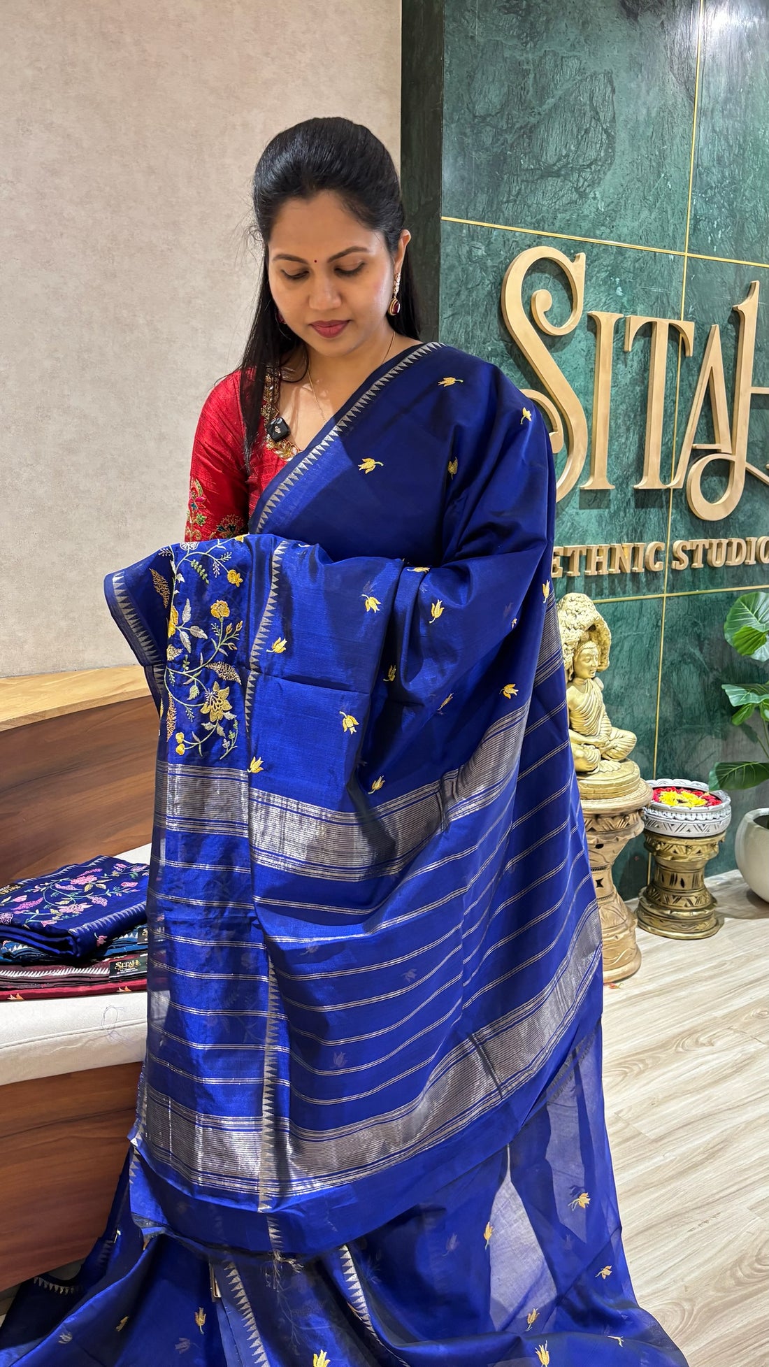 Mangalgiri pattu embroidery