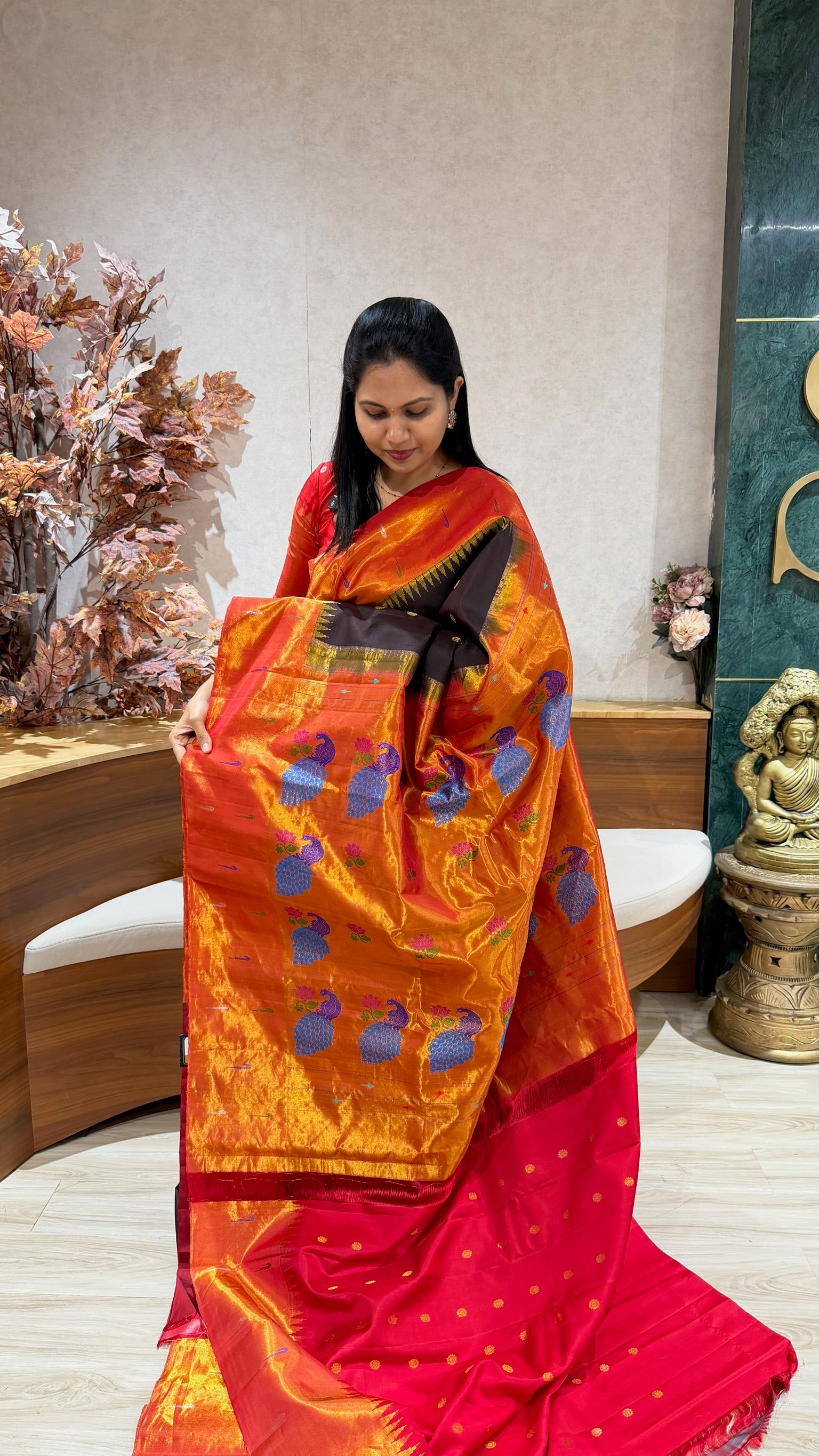 Handloom gadwal tissue