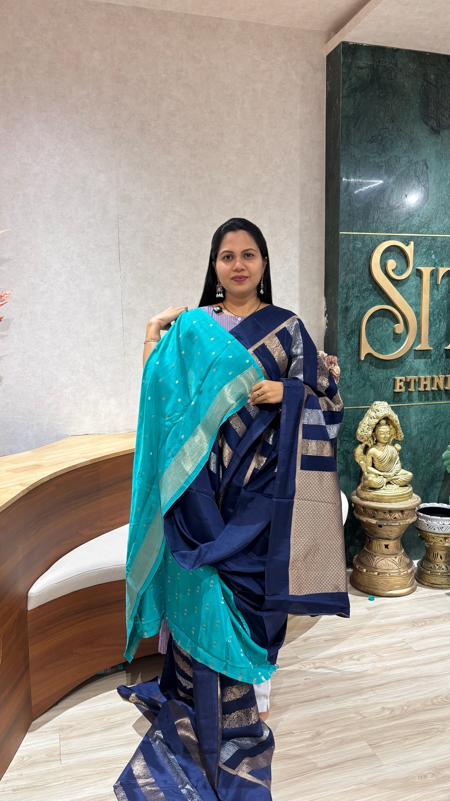 Banaras dola silk saree