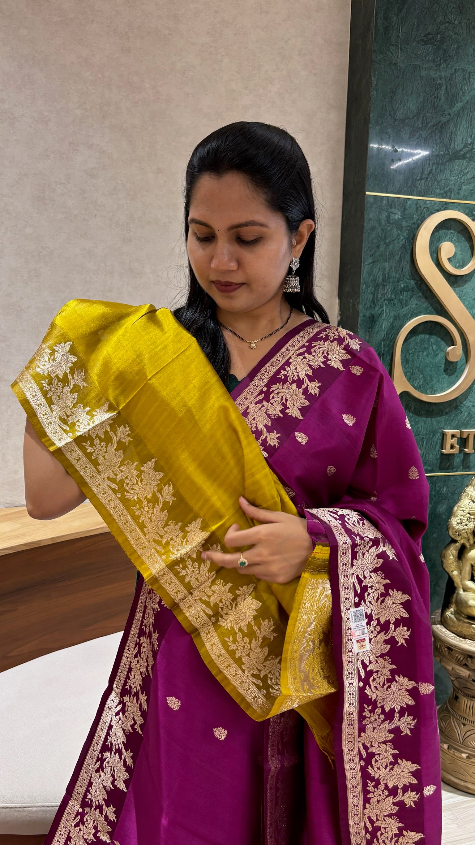 Handloom mango pattu