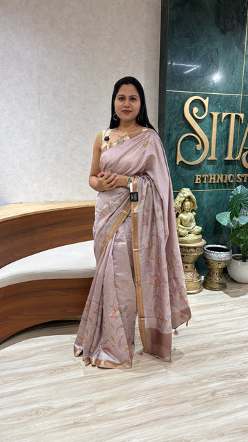 Pure chinia hand brush embroidery