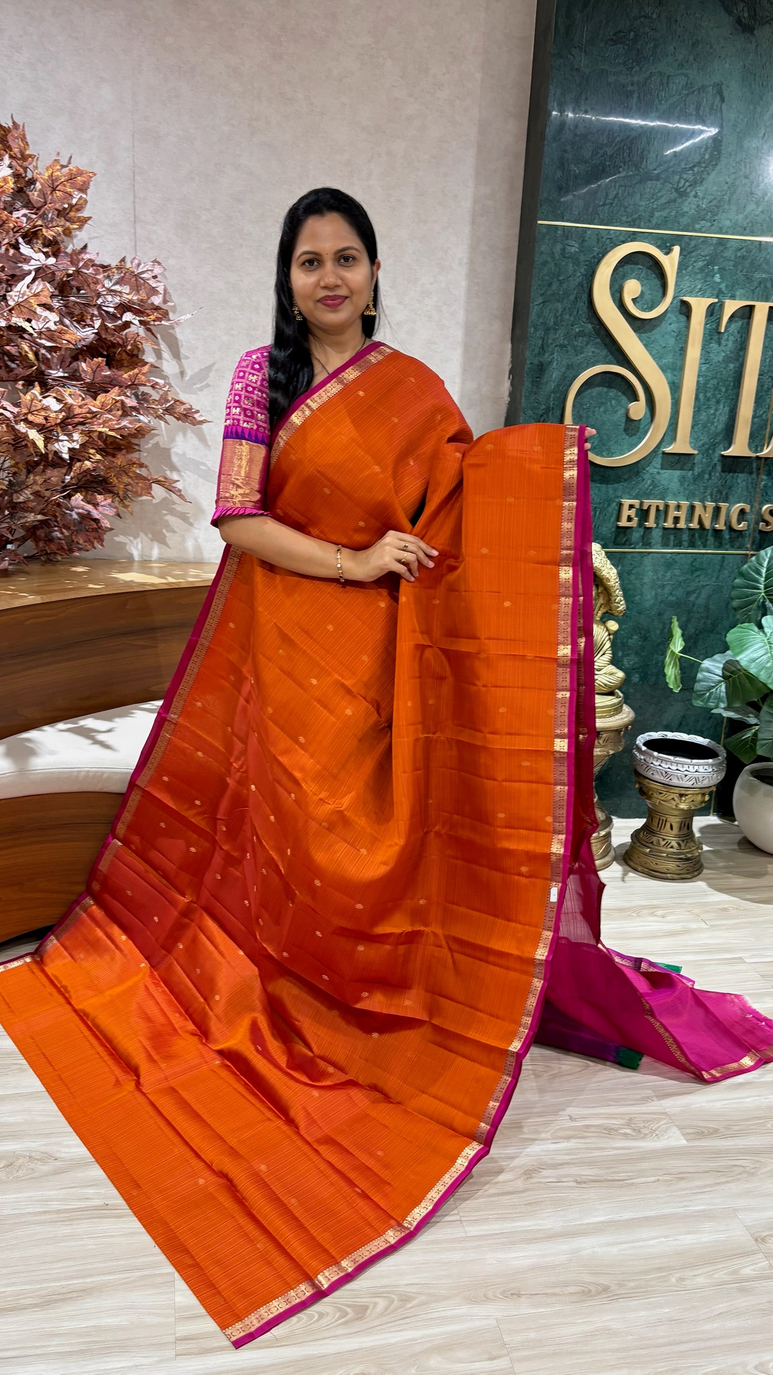 Kanchi pattu small border