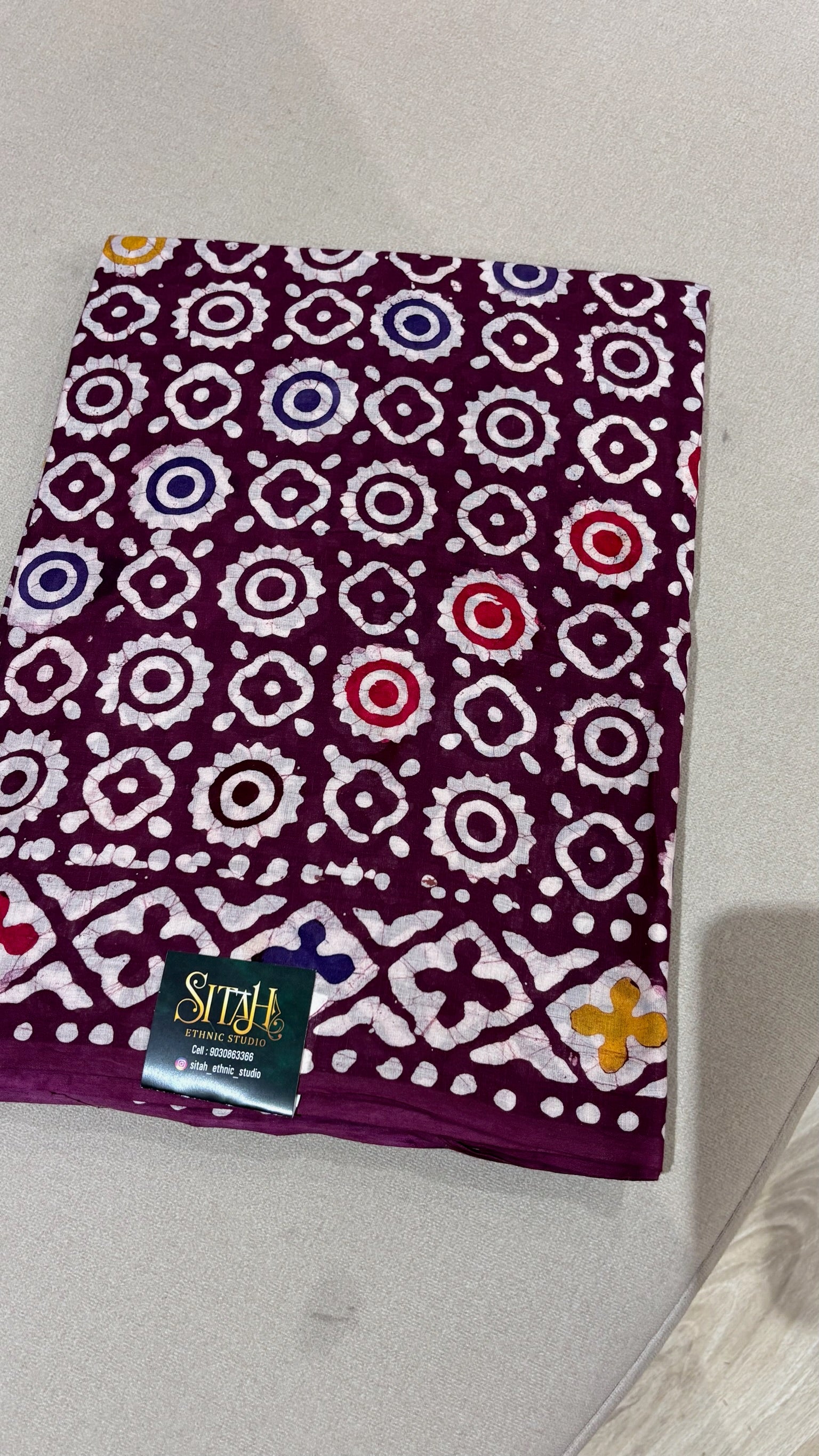Cotton batik print light wine
