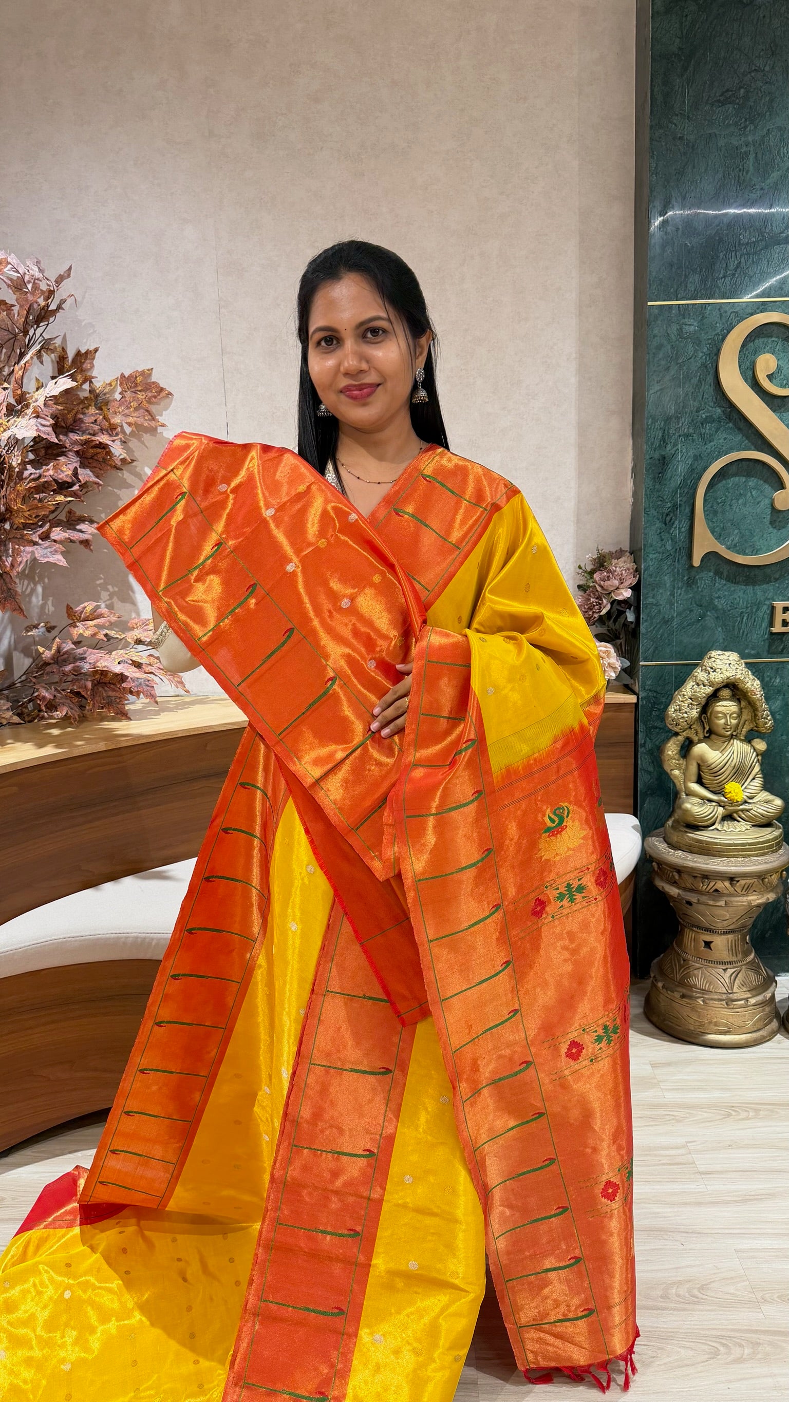 Gadwal tissue paithani