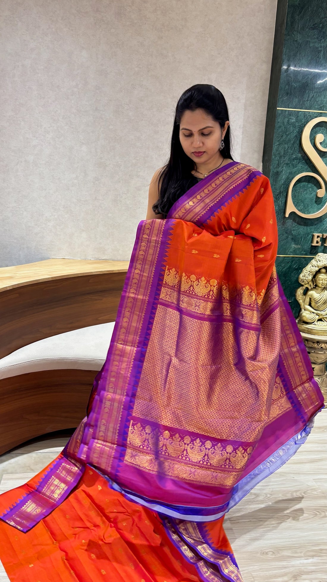 Handlo gadwal pattu orange