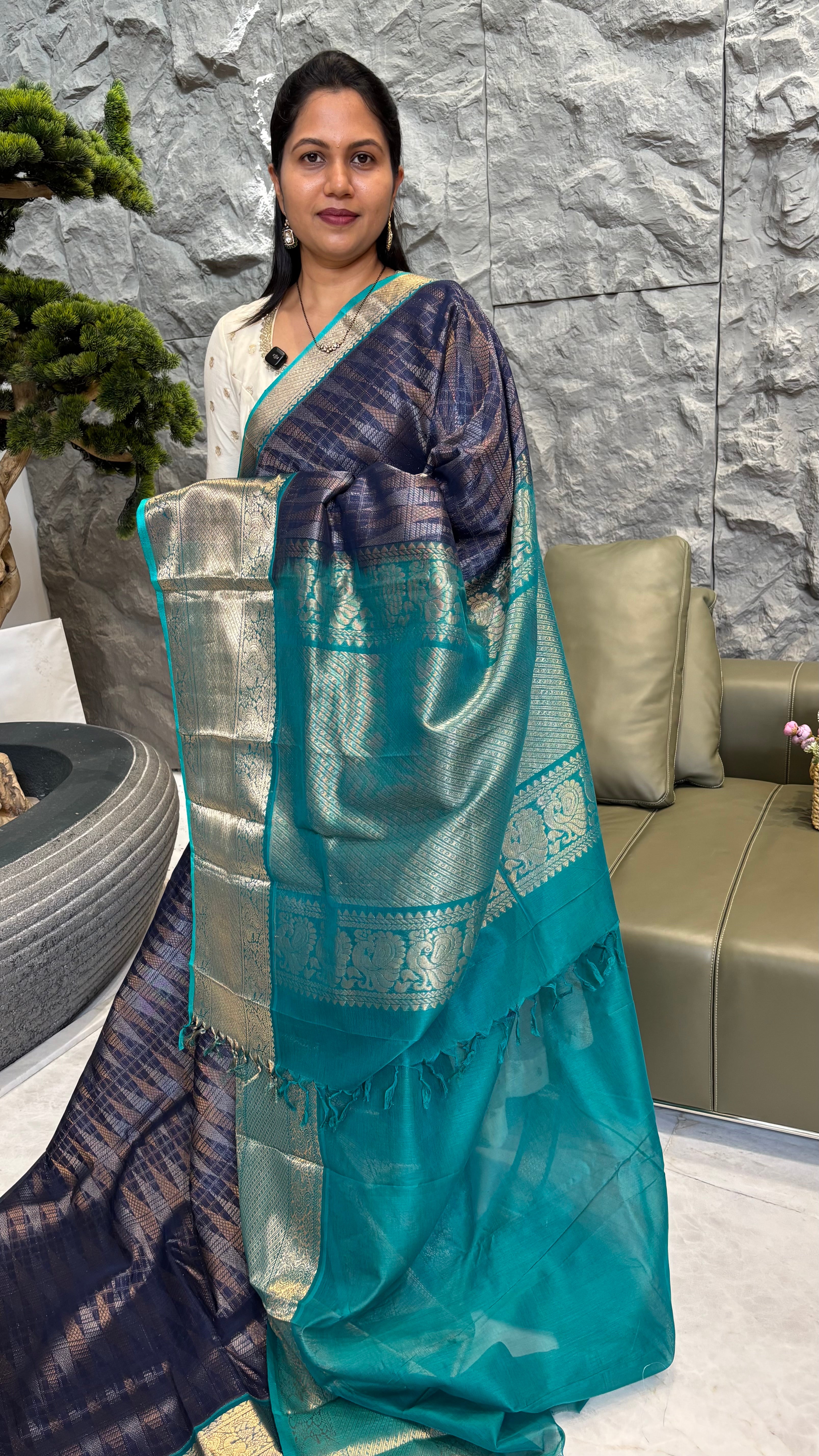 Mangalgiri pattu blue