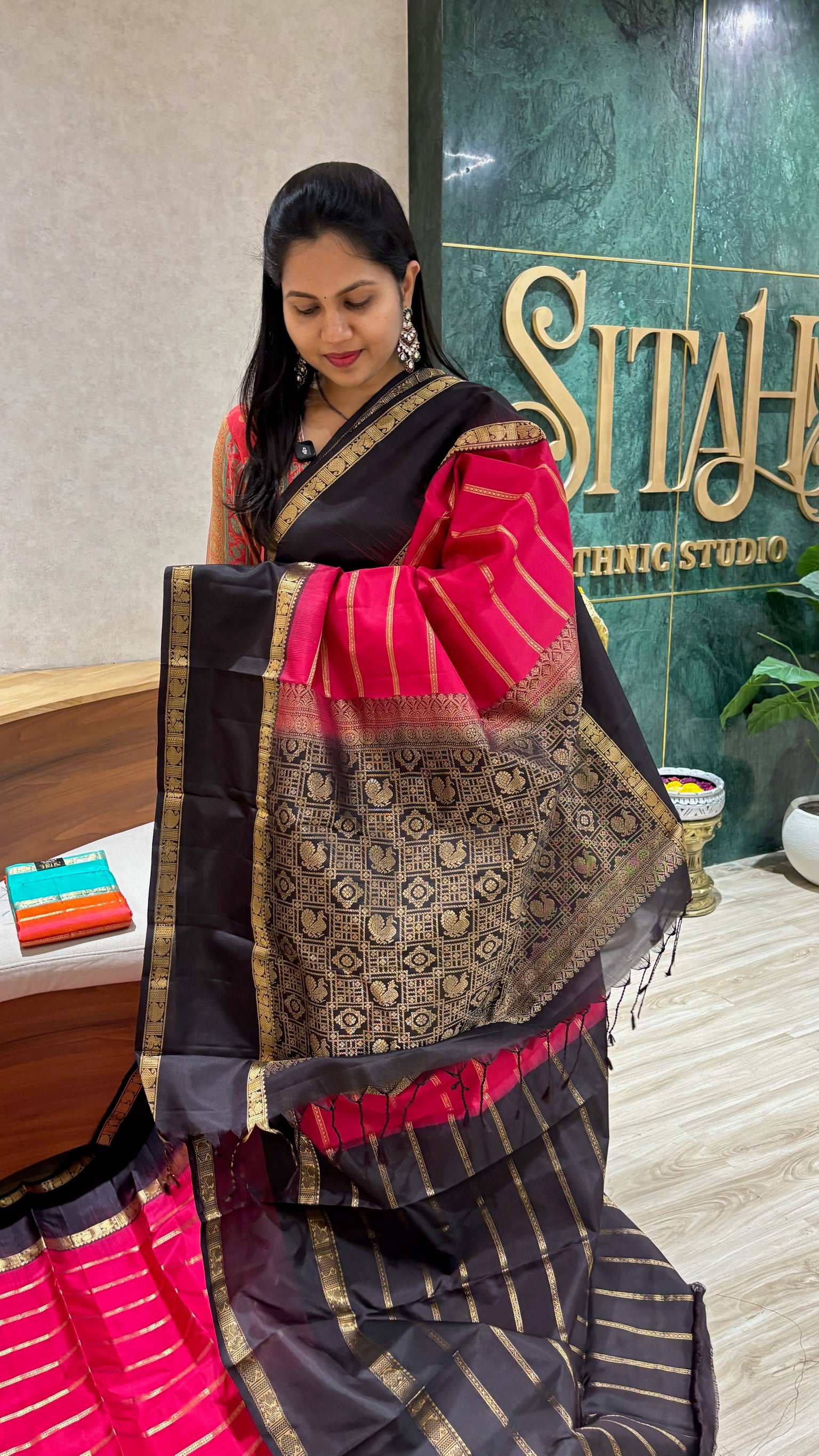 Kamchi pattu pink-snuff