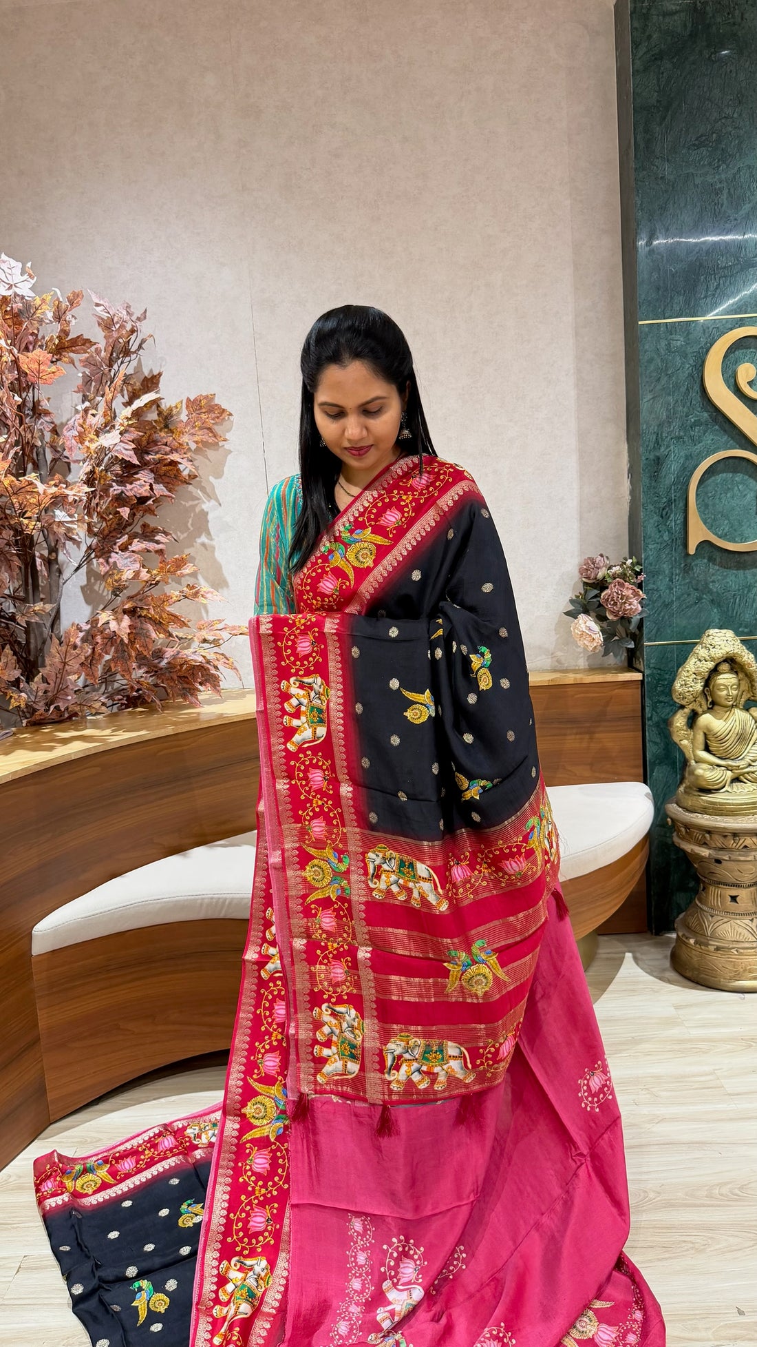 Dola silk tanjore print