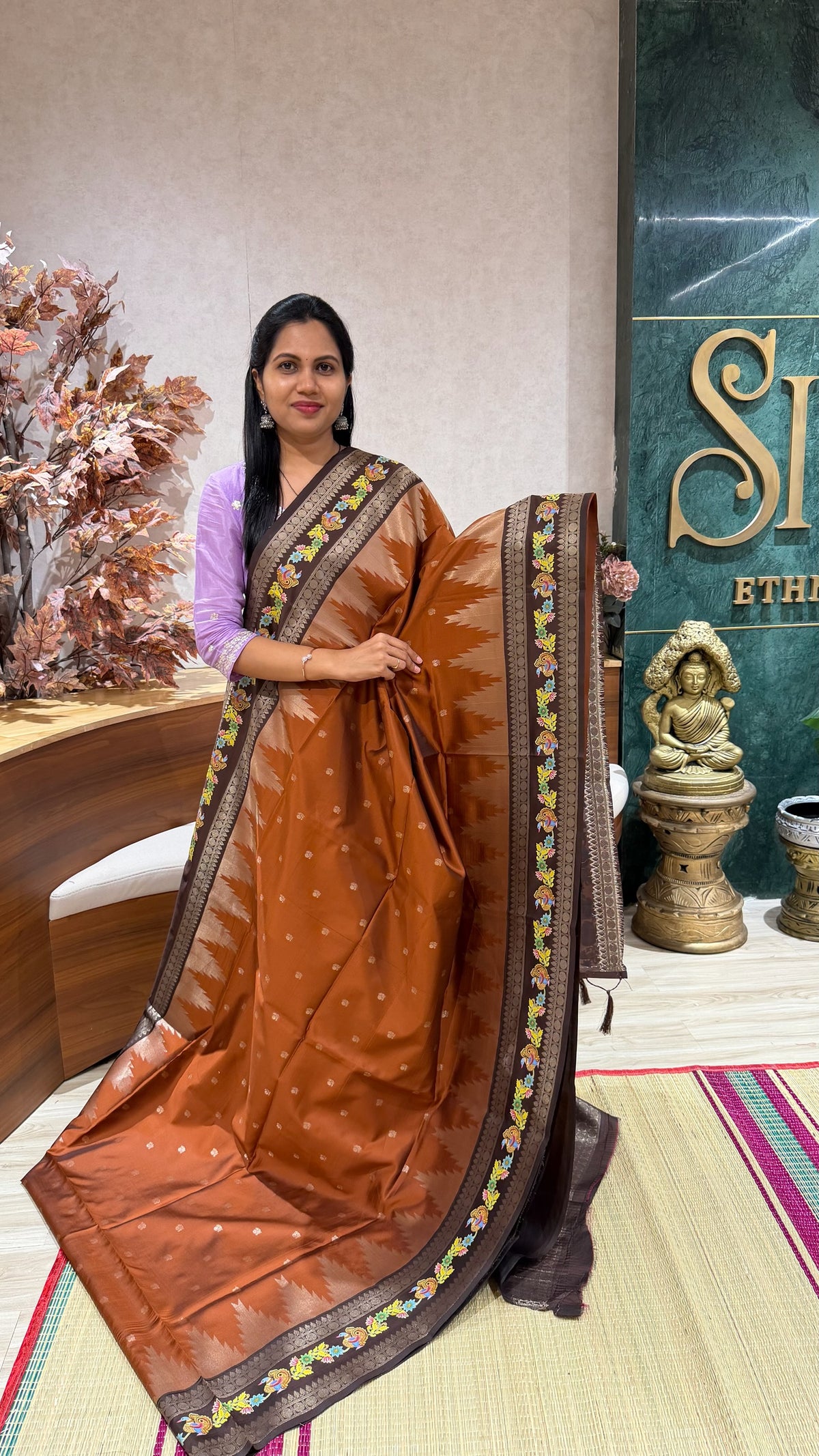 Fancy silk Tanjore print