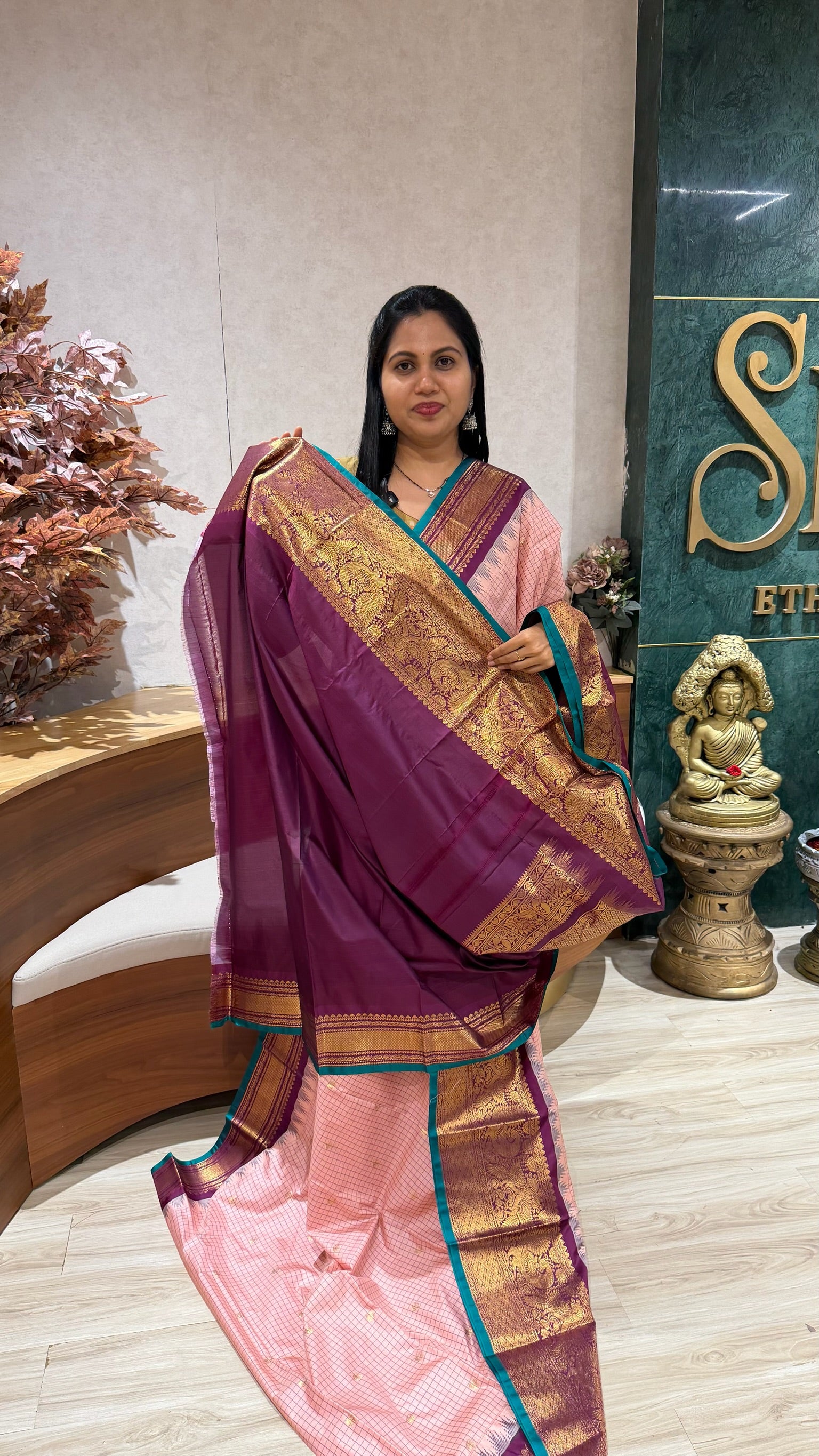 Semi Gadwal