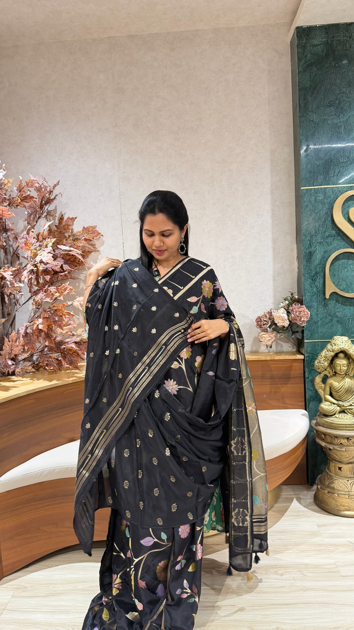 Pure georgette jhamdani black