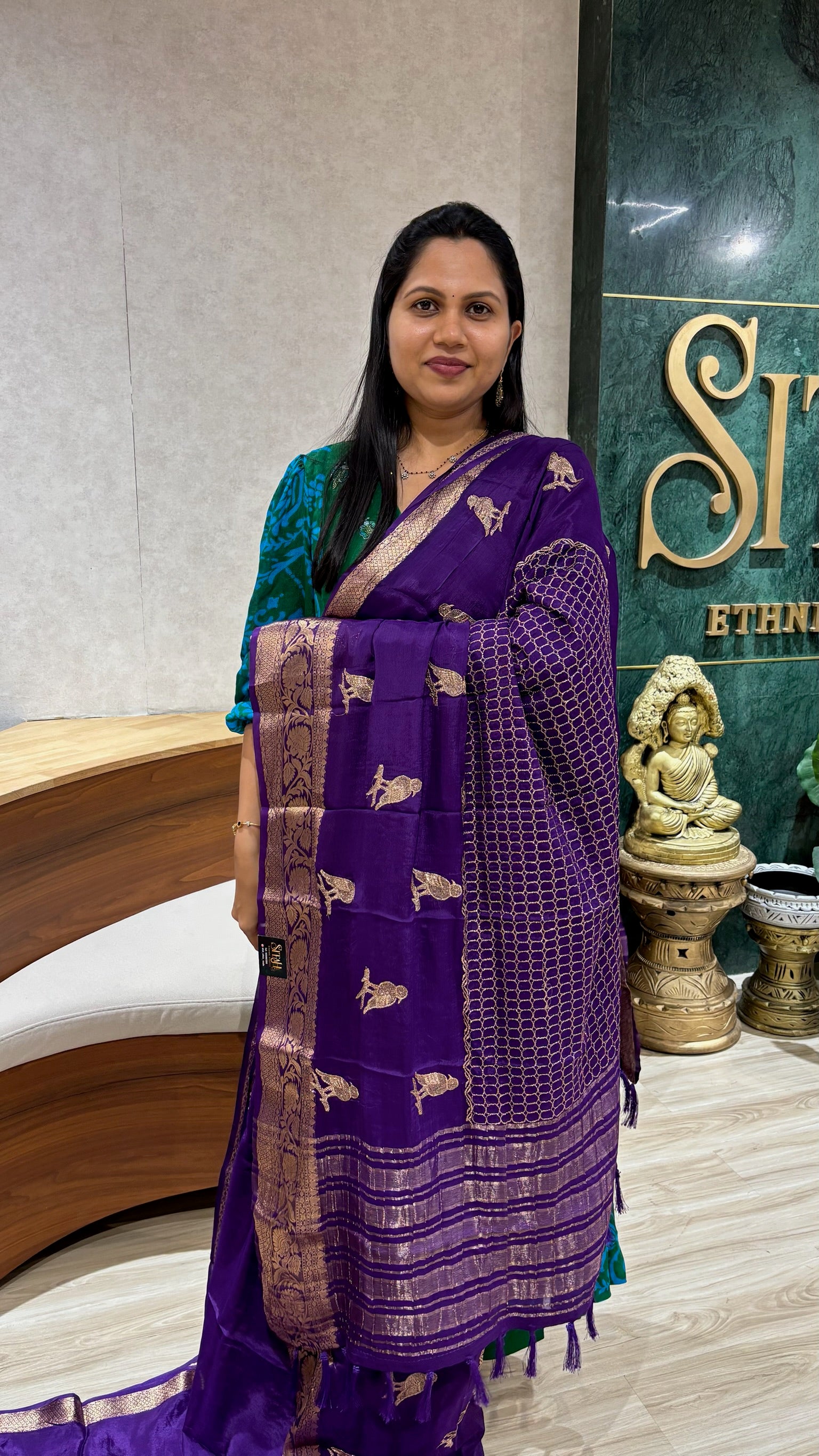 Chiffon weaving -embroidery purple