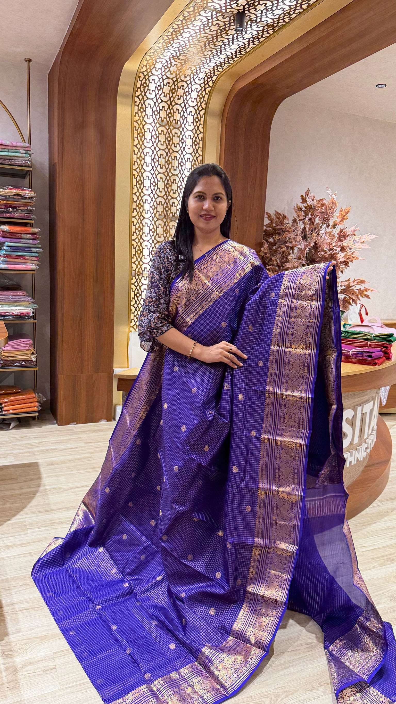 Light weight vintage Kanchi