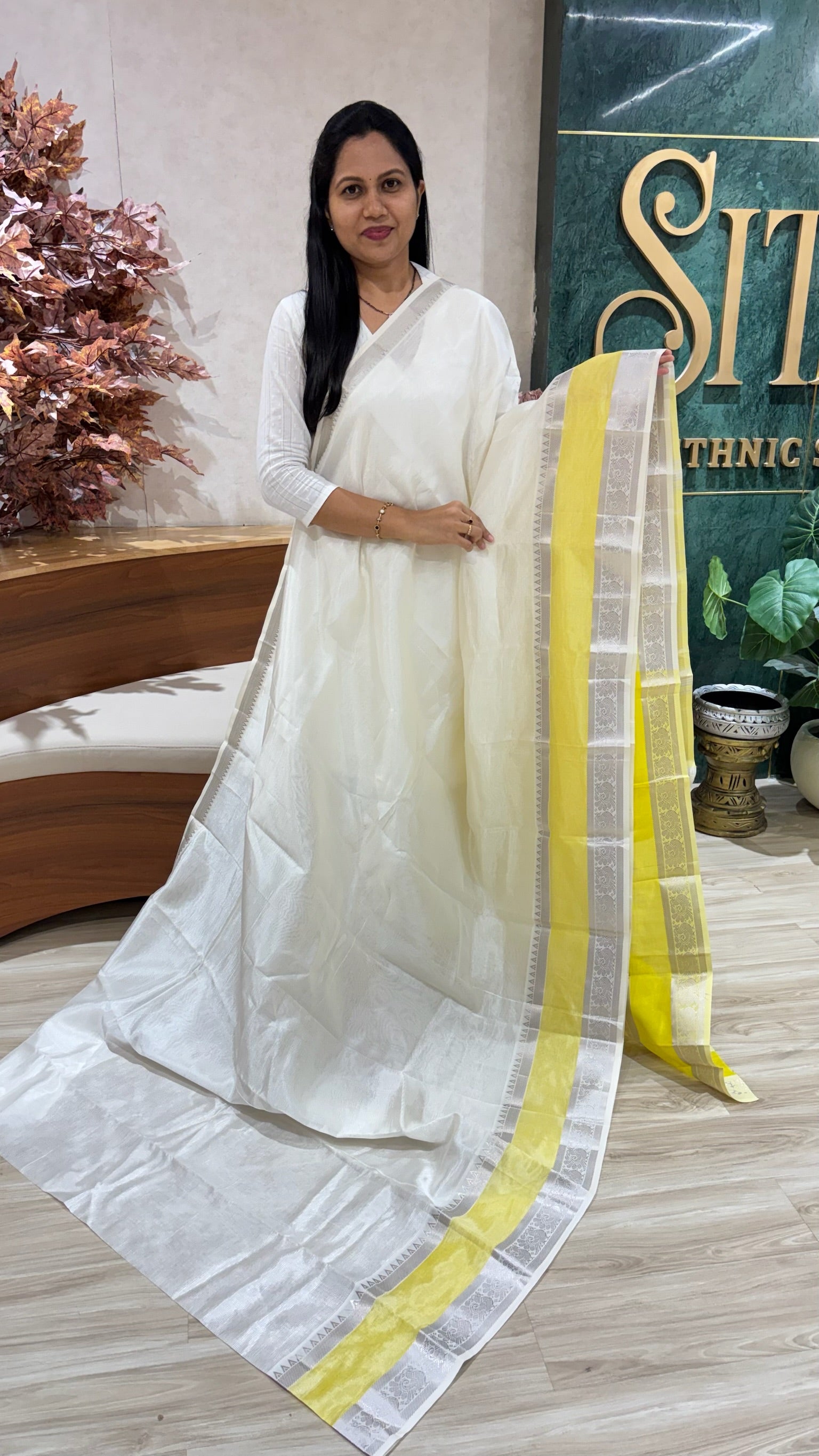 Mangalgiri white -yellow