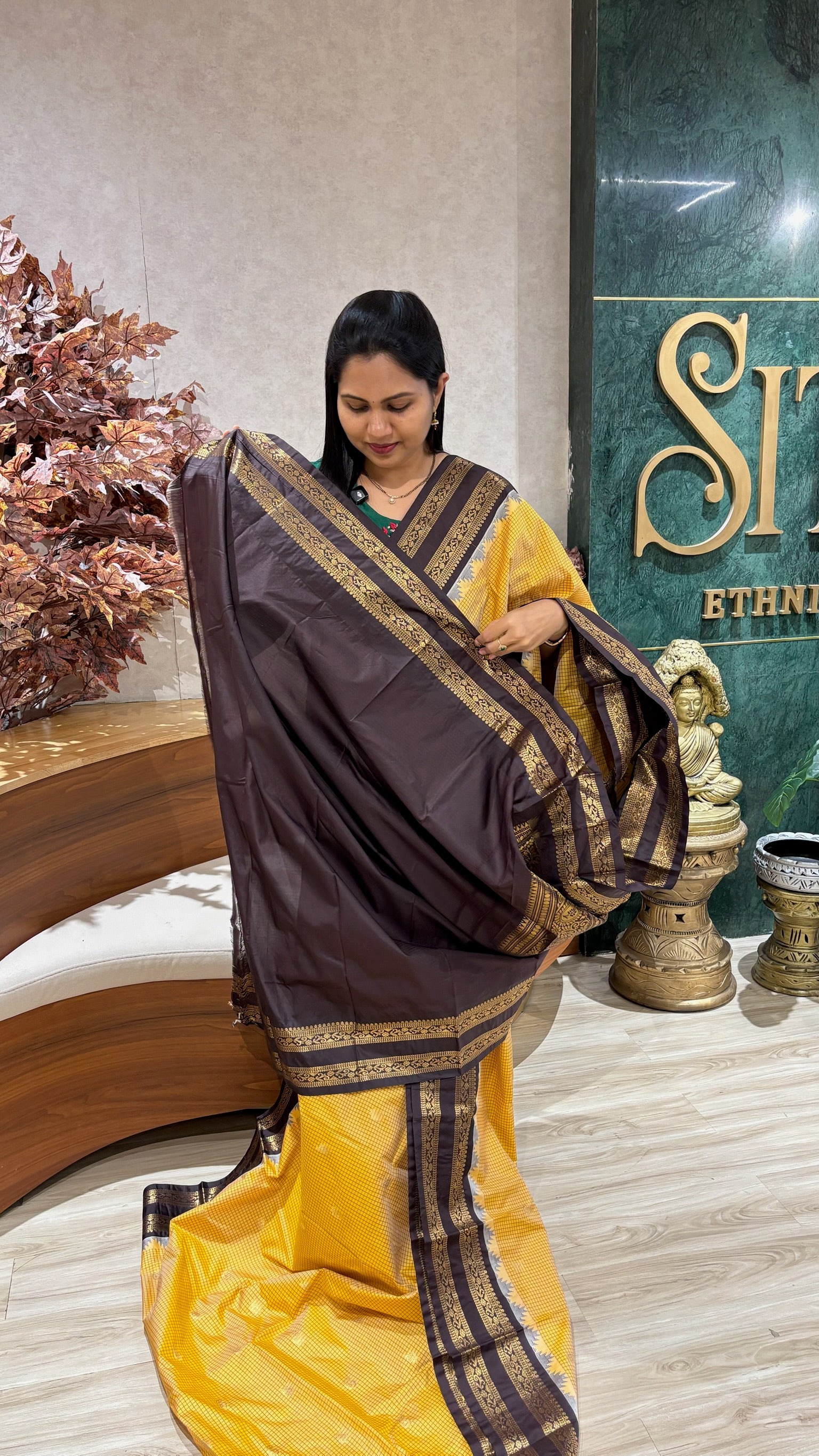 Semi Gadwal light yellow
