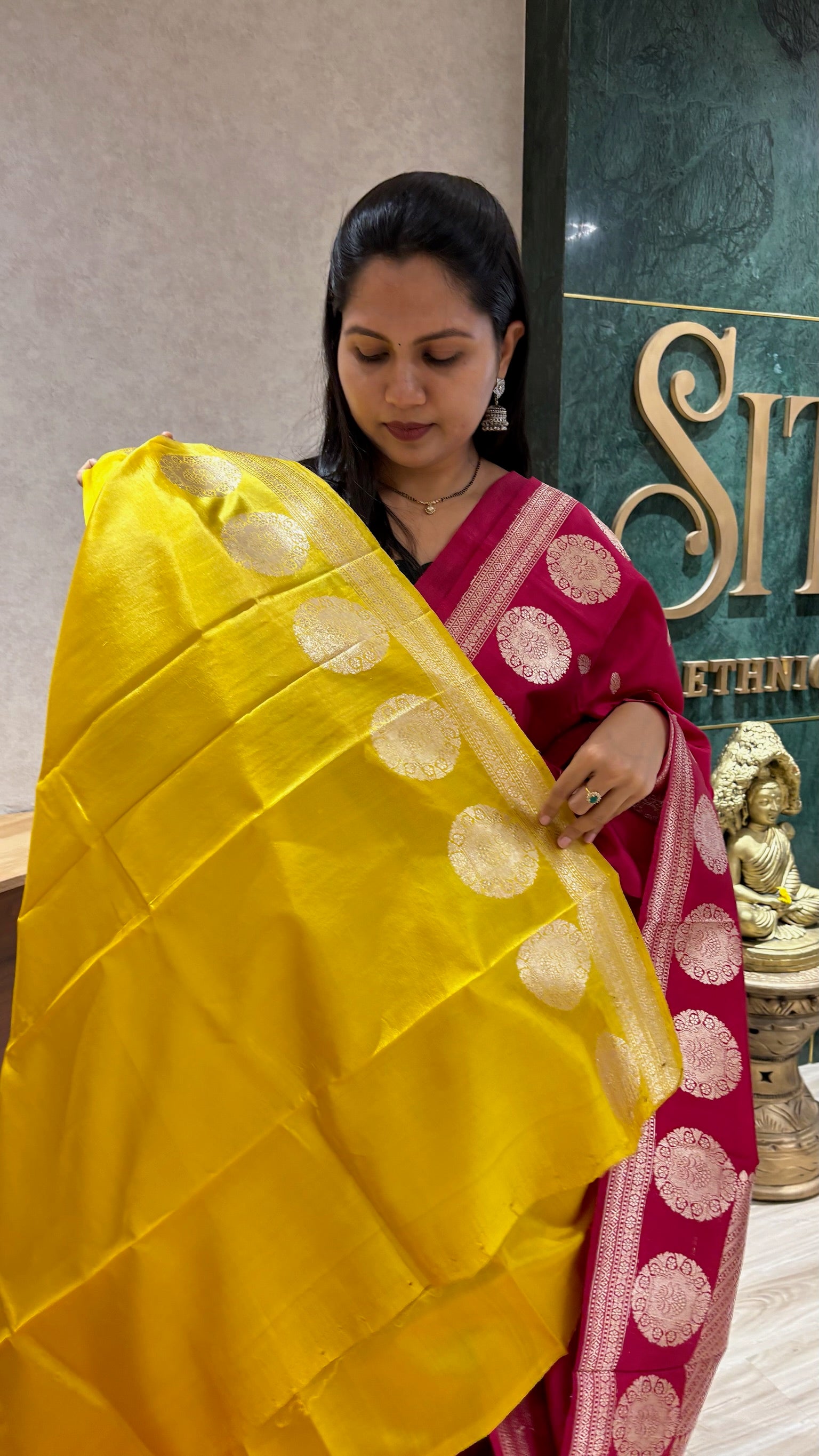 Handloom mango pattu