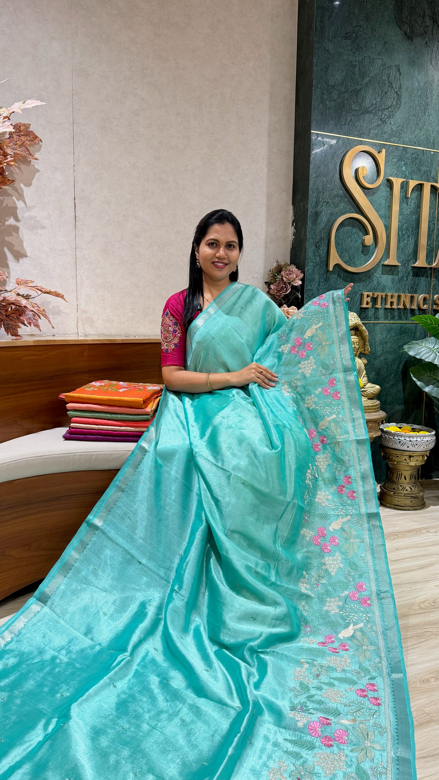 Handloom Mangalgiri embroidery