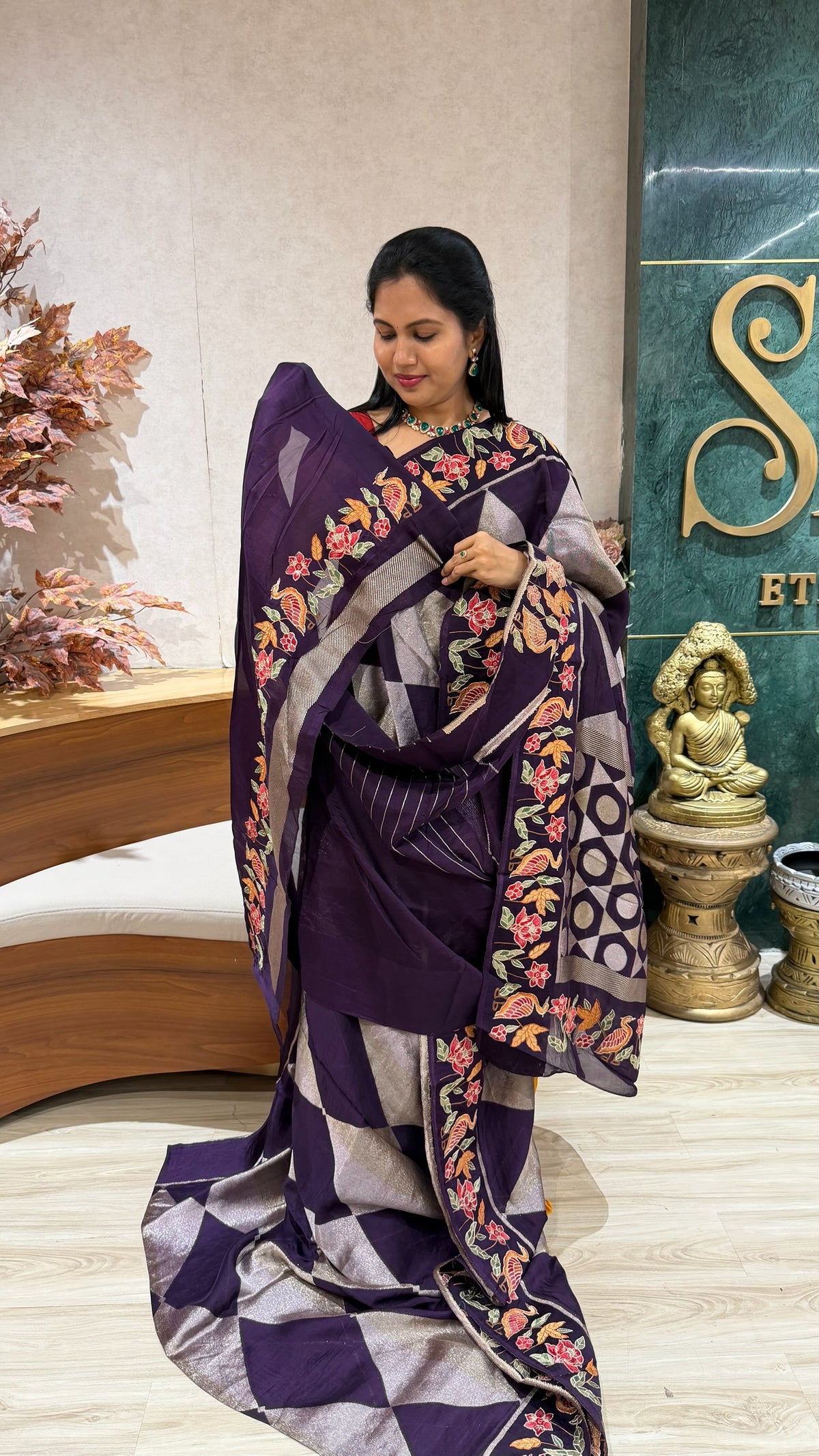 Munga Tussar embroidery