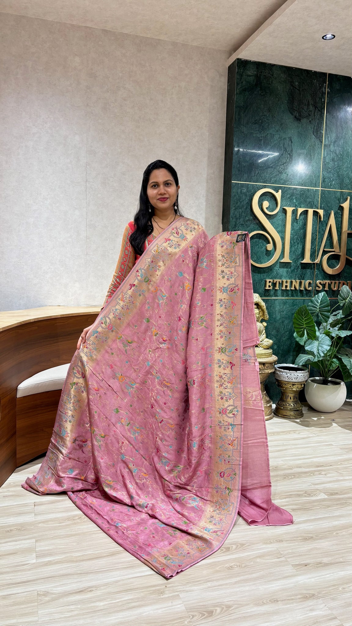 Munga silk paithani weaving