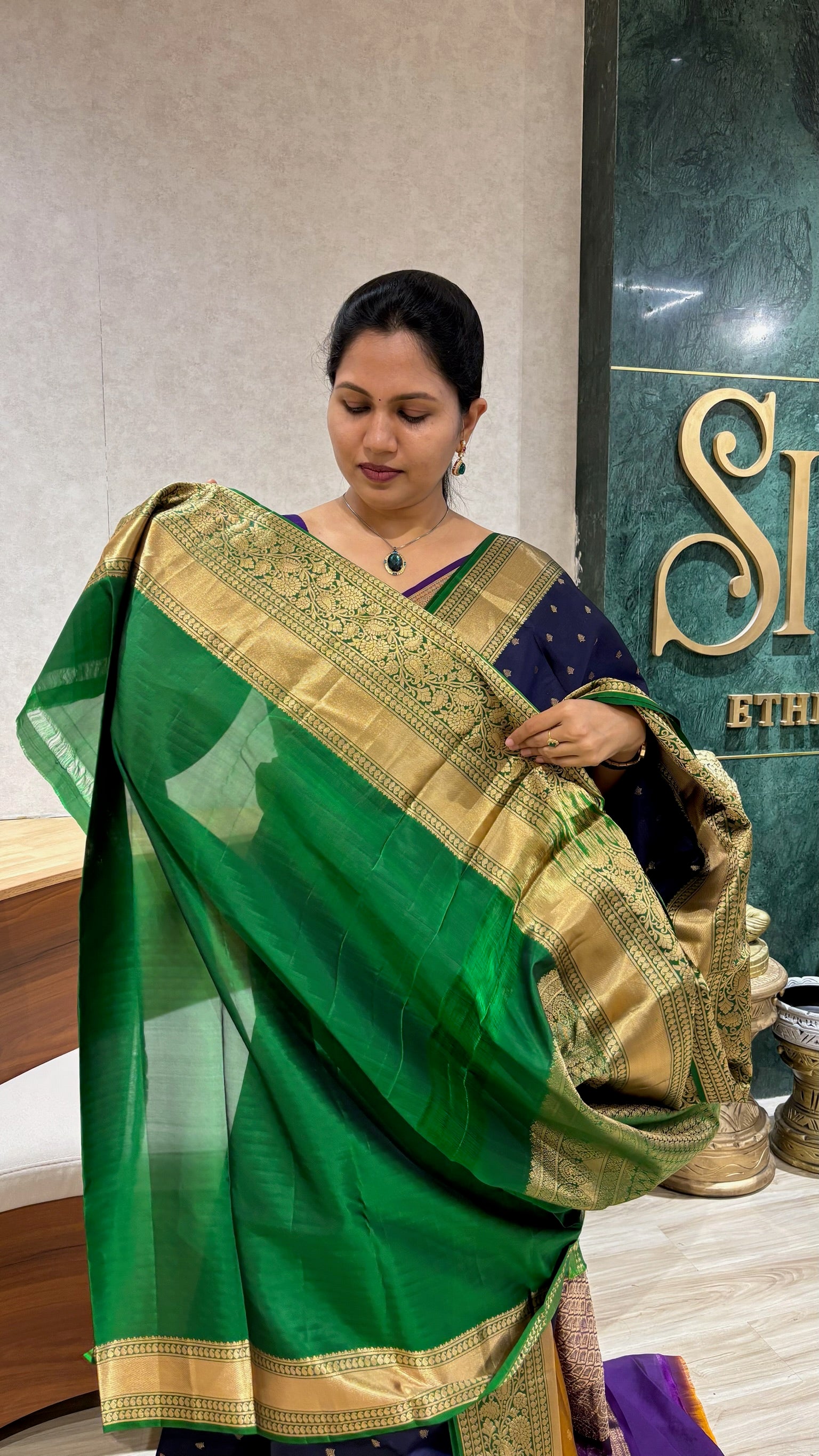 Handloom kanchi pattu blue