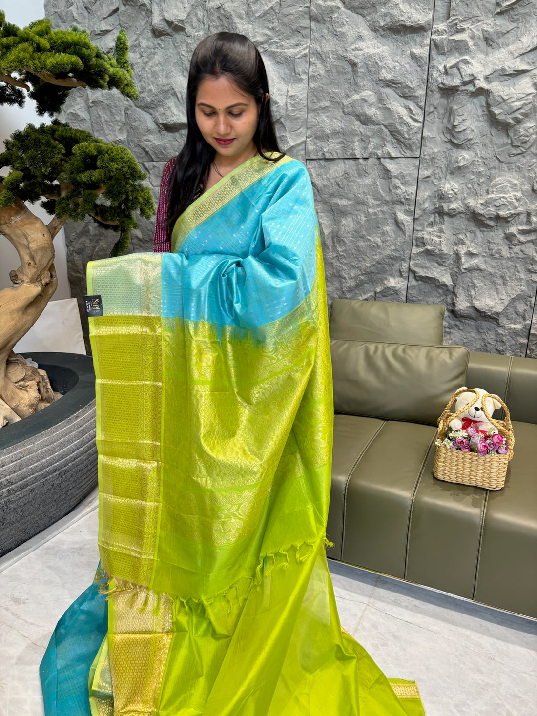 Mangalgiri pattu blue-green checks
