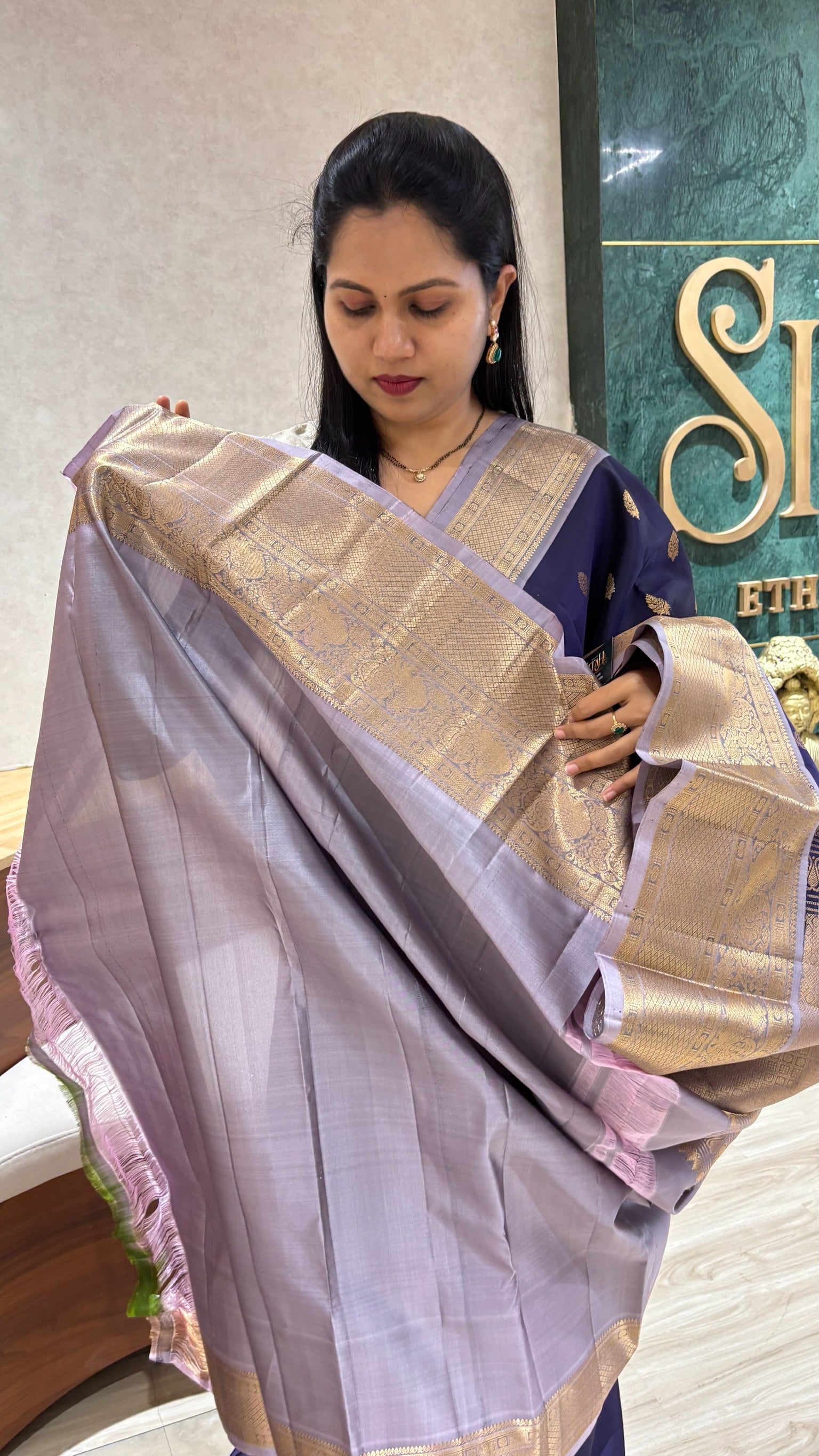 Kanchi pattu navy blue-dusty lavender