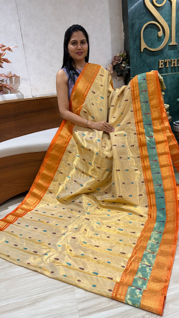 Handloom tissue Gadwal pattu