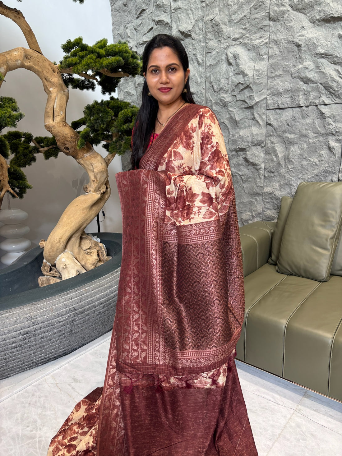 Falling chanderi maroon