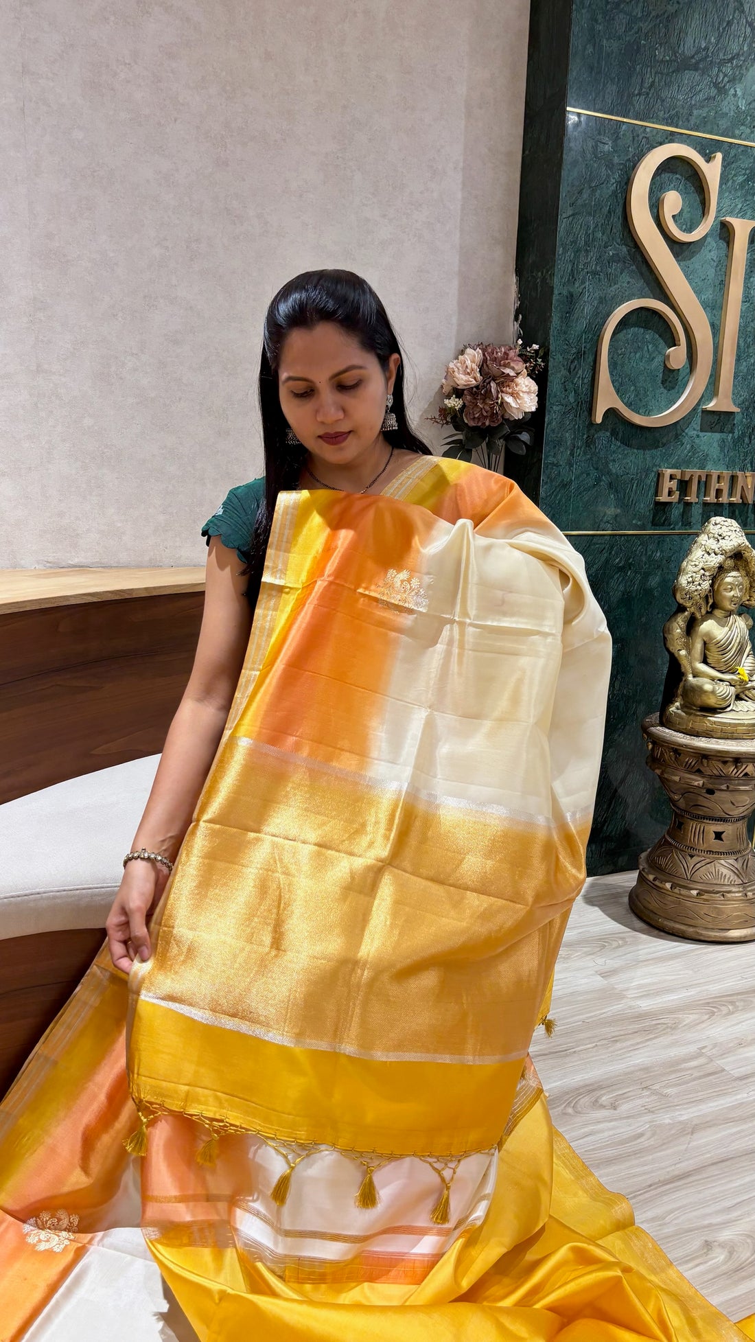 Handloom mango pattu