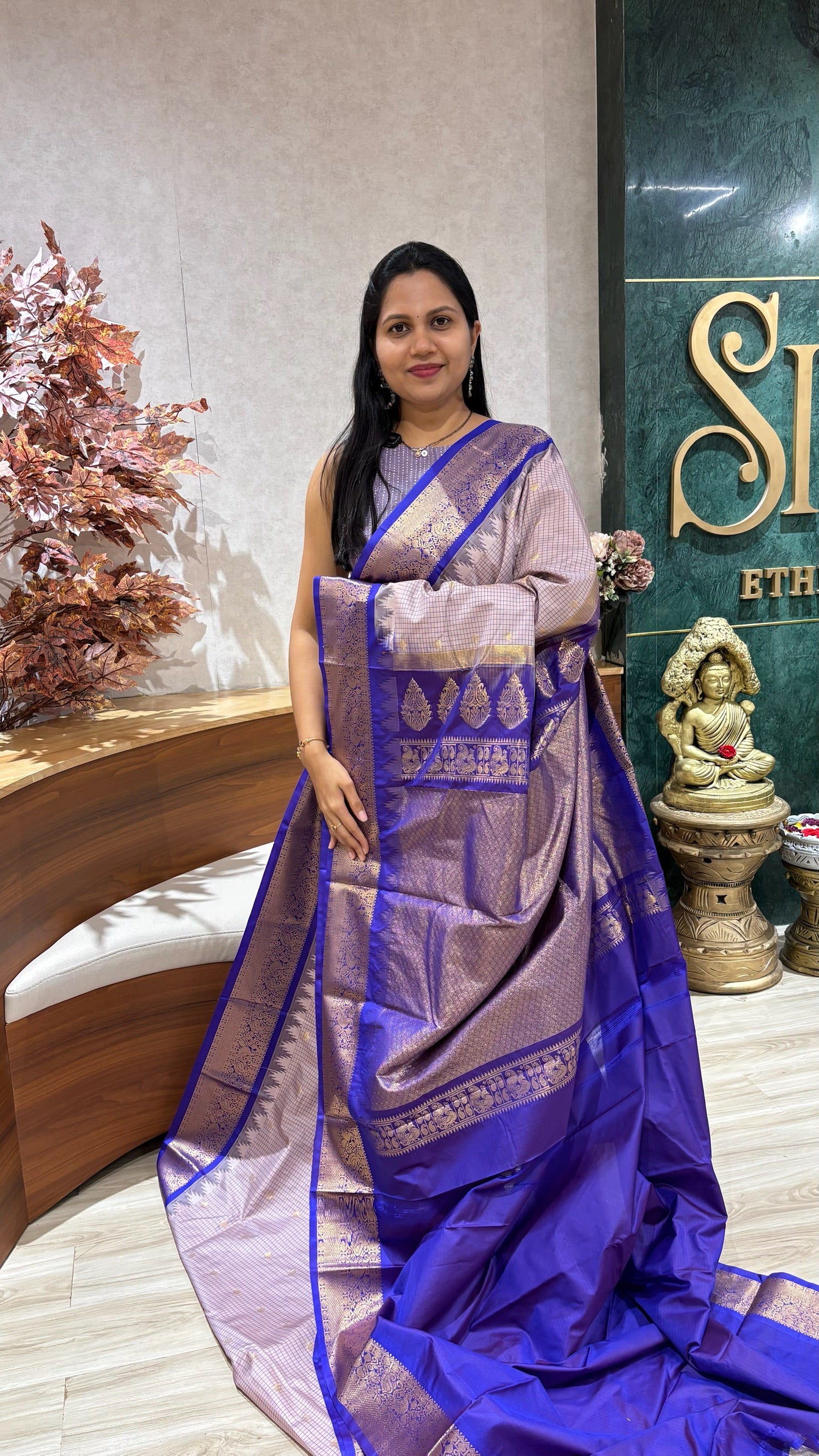 Semi Gadwal