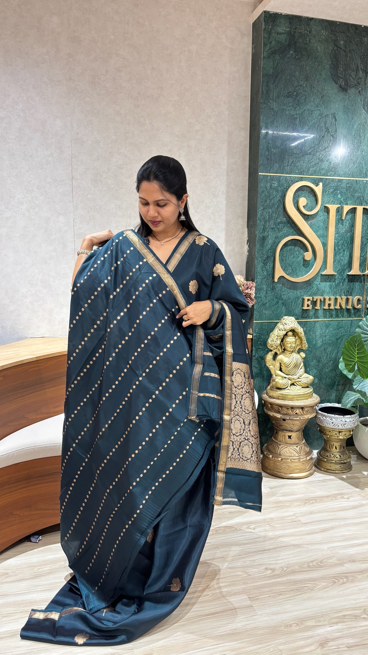 Handloom mango pattu