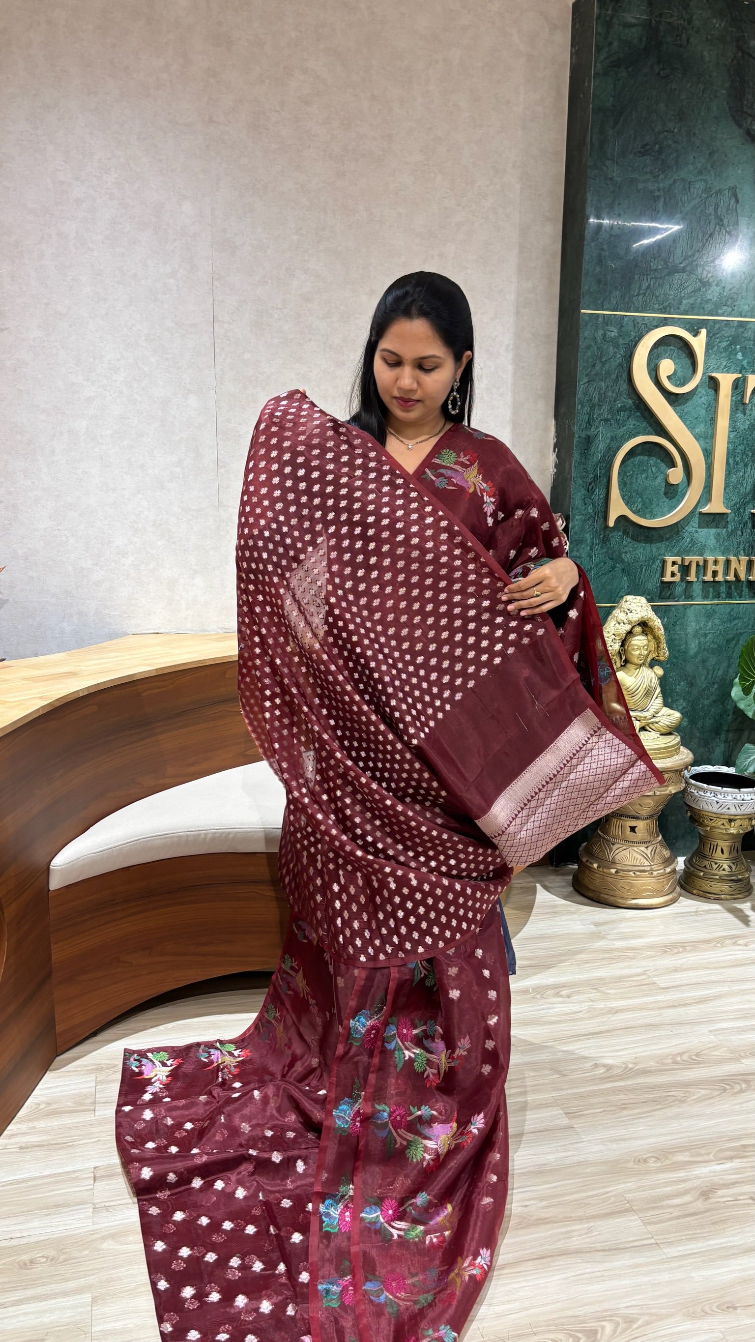 Paper silk buti border