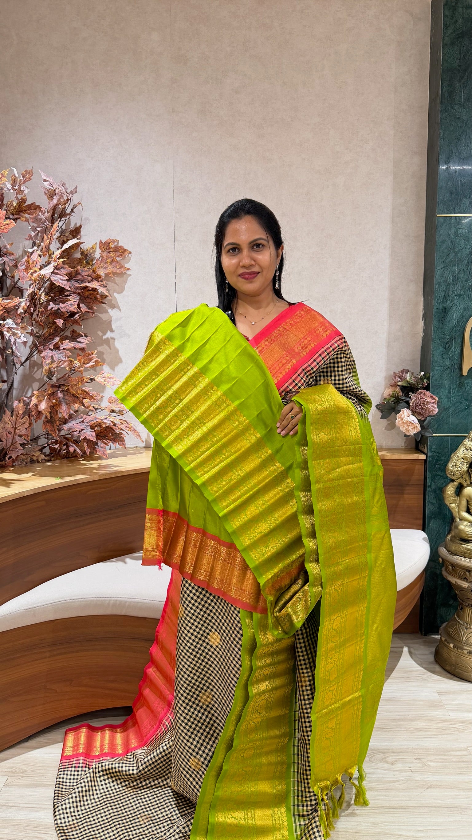 Handloom gadwal pattu