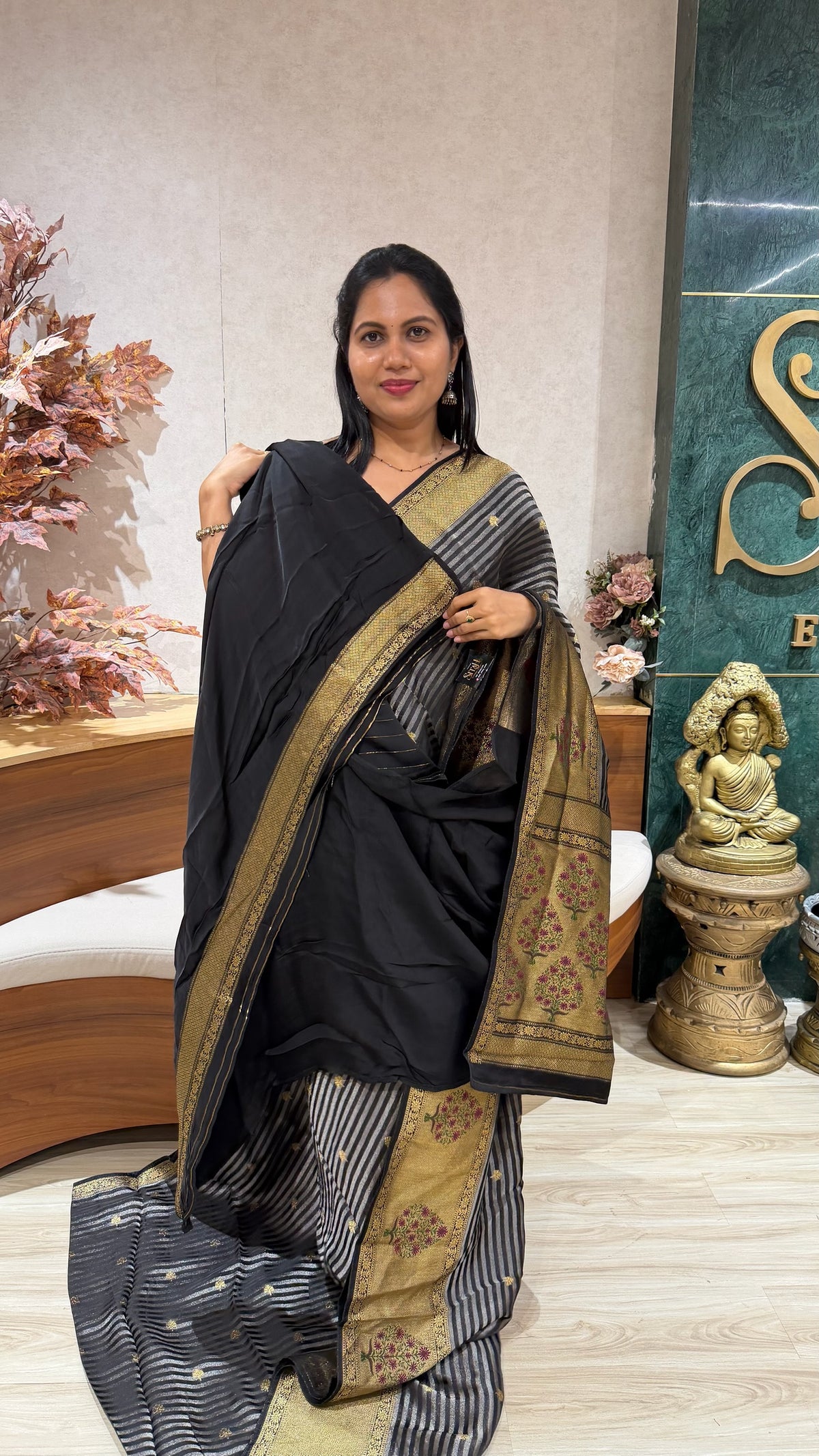 Sale-Tissue Banaras