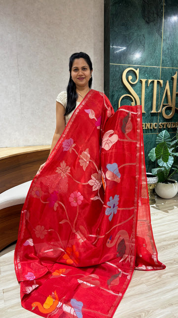 Paper silk swan all over red