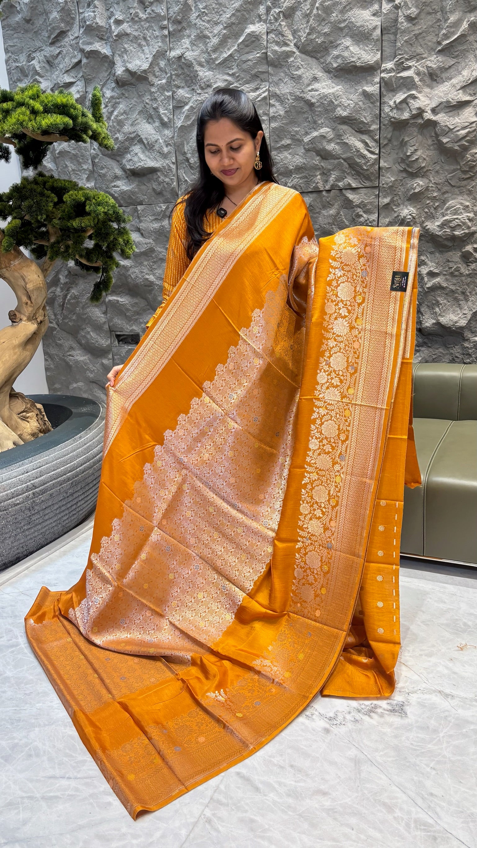 Falling banaras yellow
