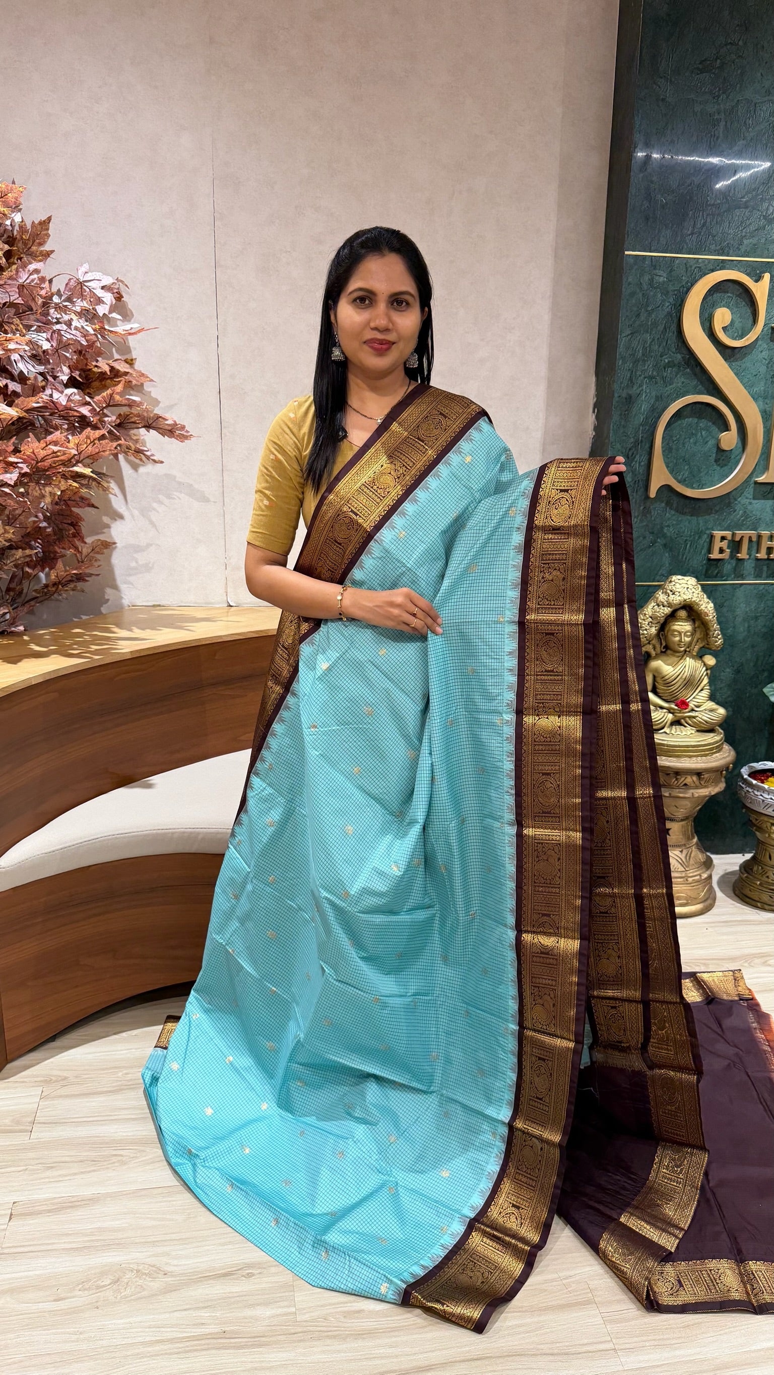 Semi Gadwal