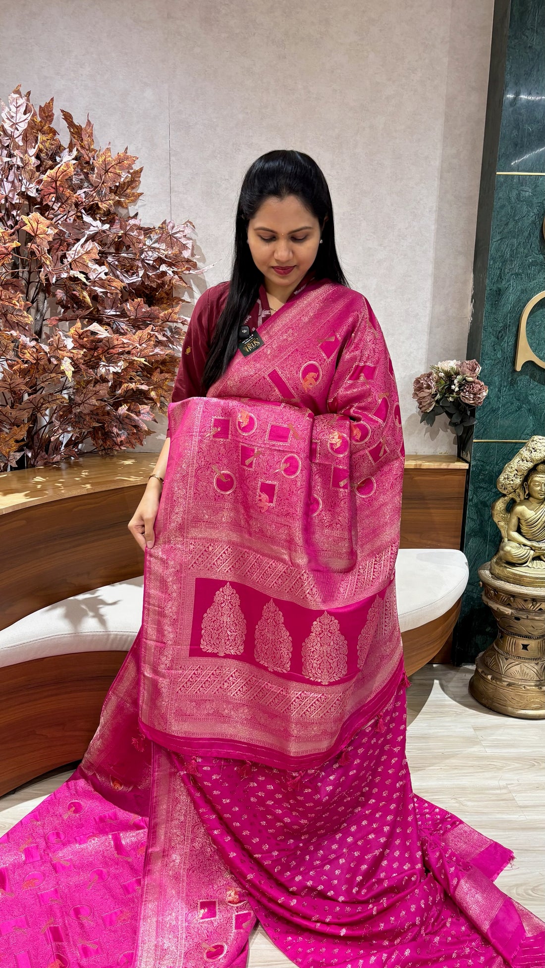 Banaras allover weaving